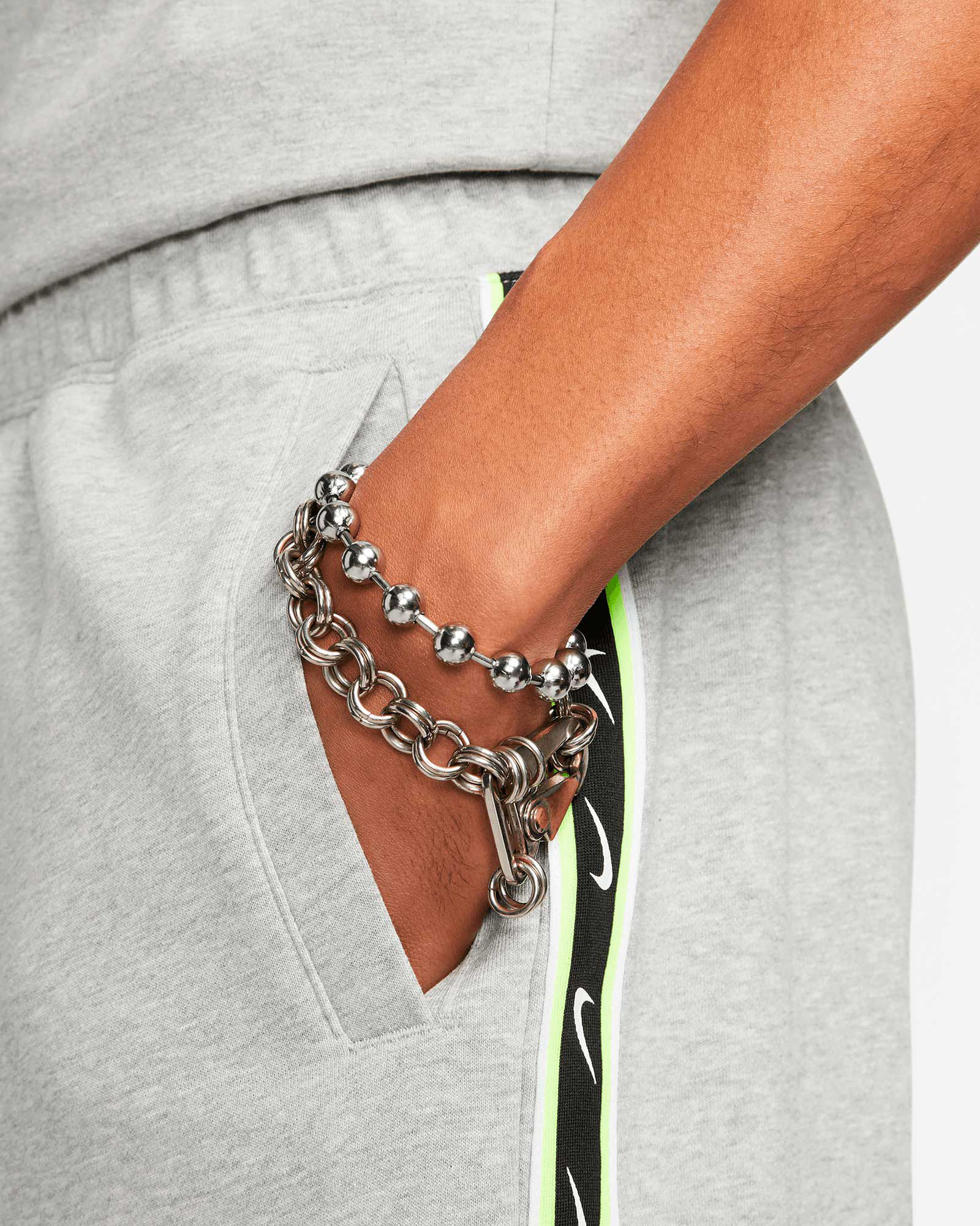 Pantalón Nike Sportswear Repeat - Fútbol Factory