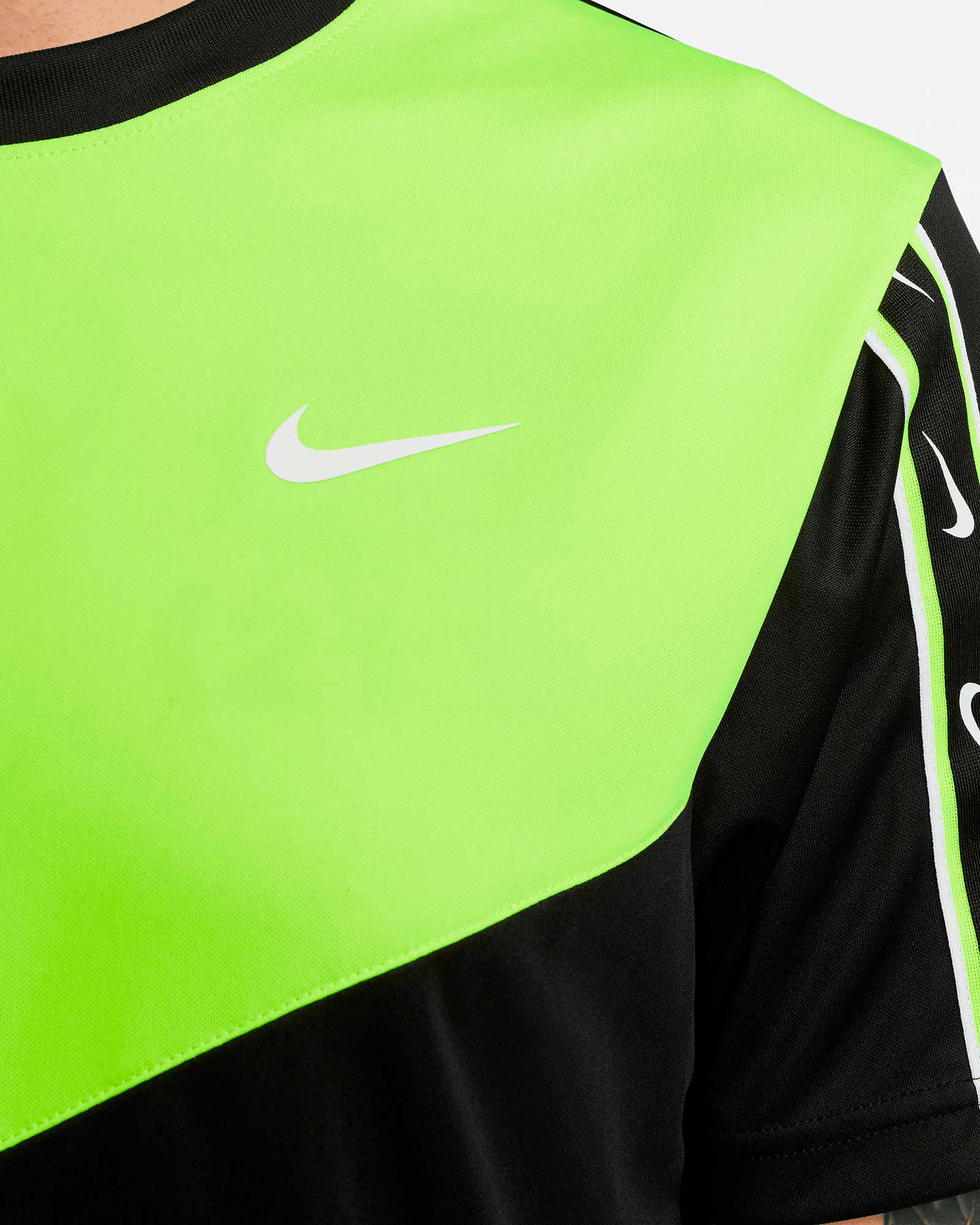 Camiseta Nike Sportswear Repeat - Fútbol Factory