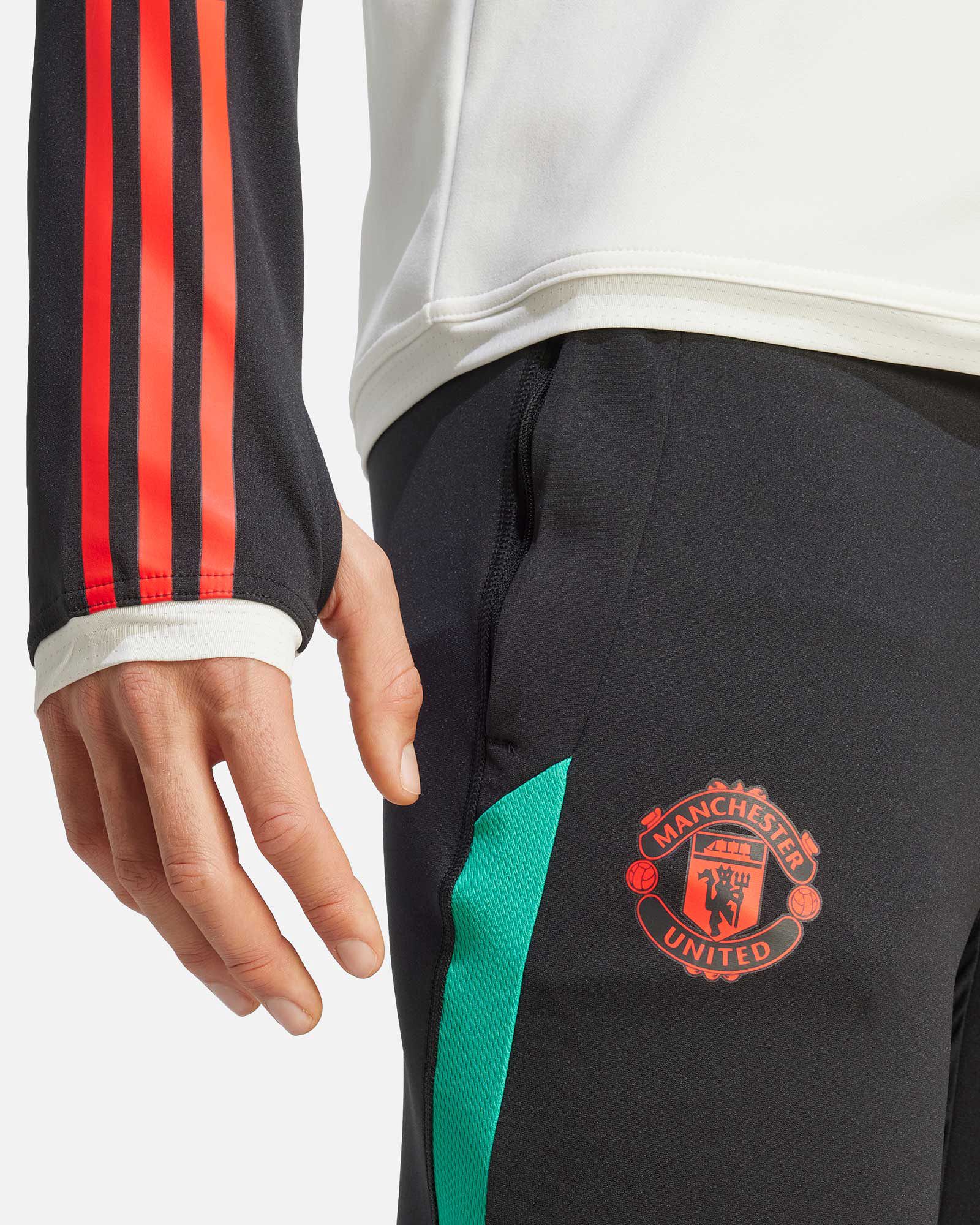 Pantalón Manchester United 2023/2024 TR - Fútbol Factory