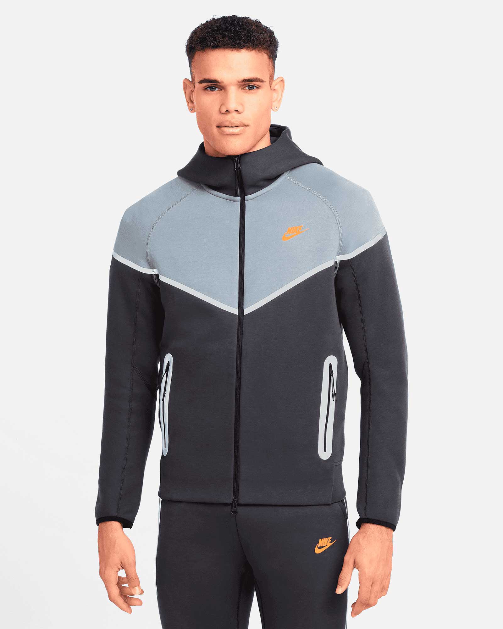 Chaqueta Nike Tech Windrunner - Fútbol Factory