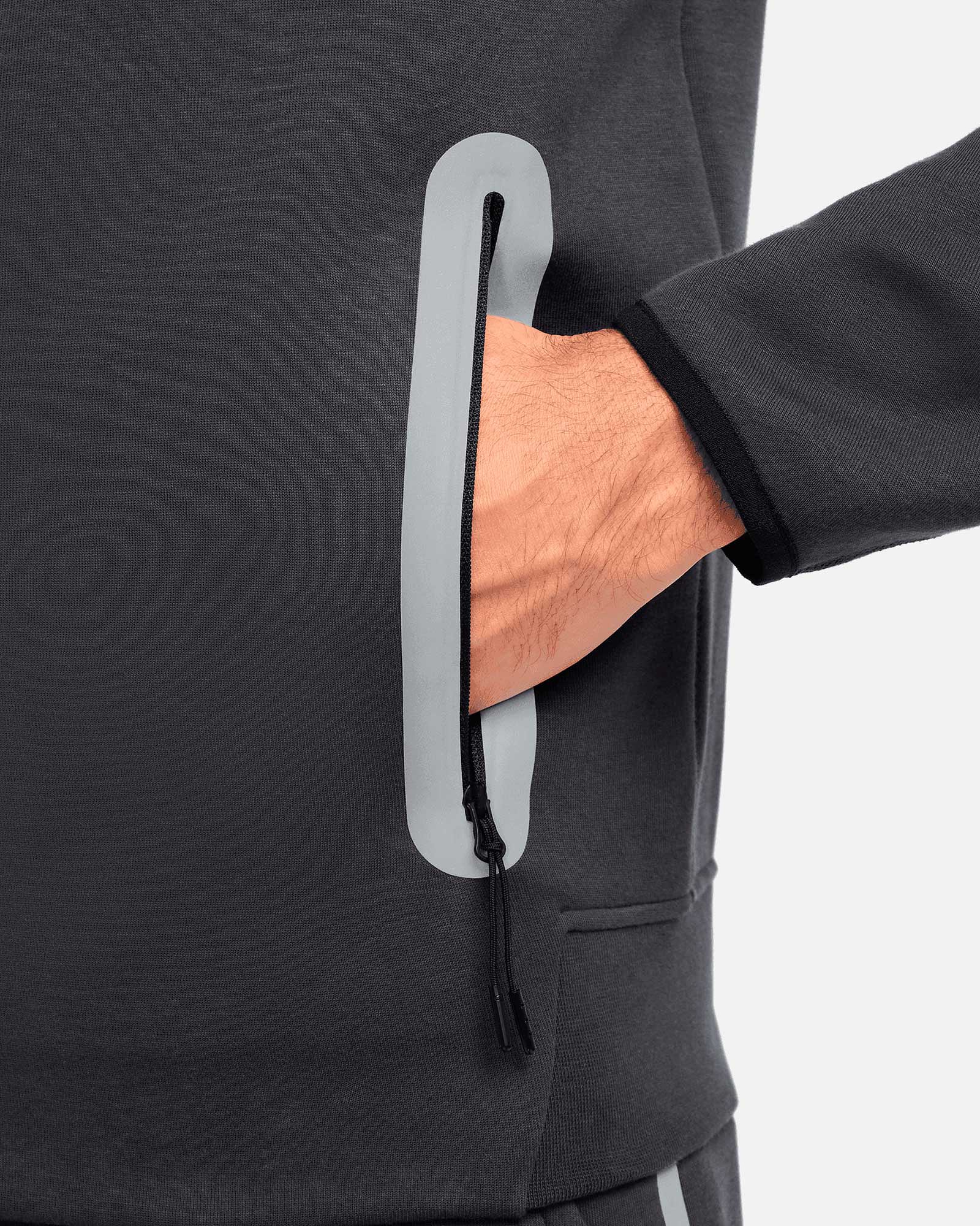 Chaqueta Nike Tech Windrunner - Fútbol Factory