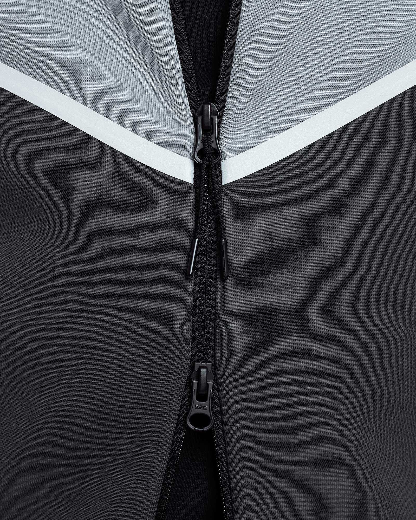 Chaqueta Nike Tech Windrunner - Fútbol Factory