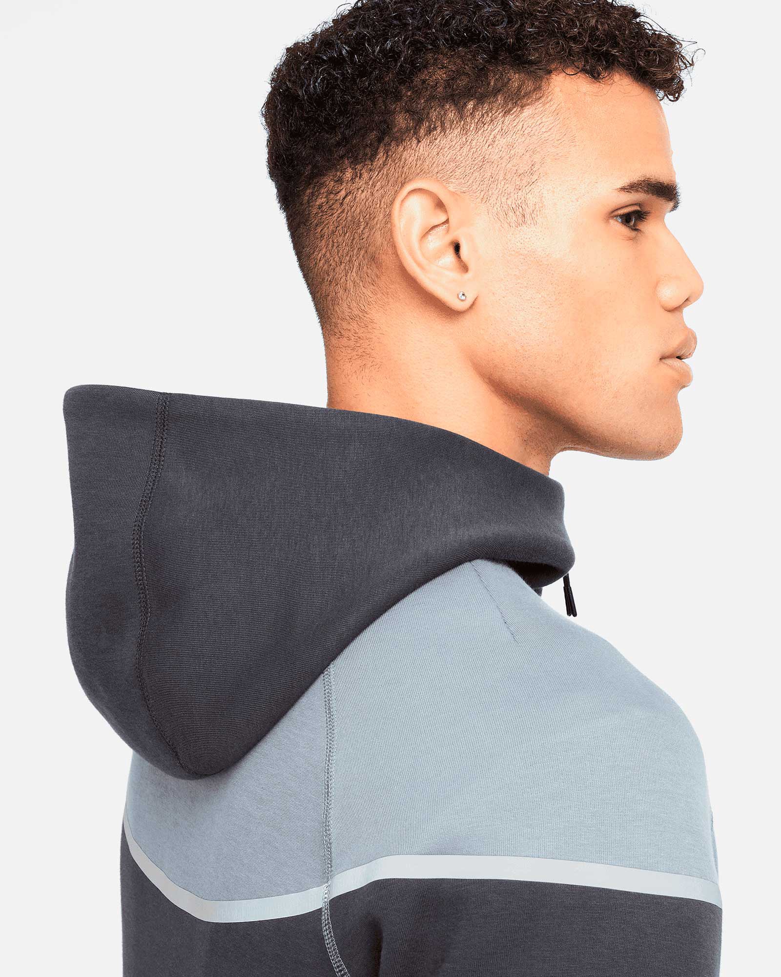Chaqueta Nike Tech Windrunner - Fútbol Factory