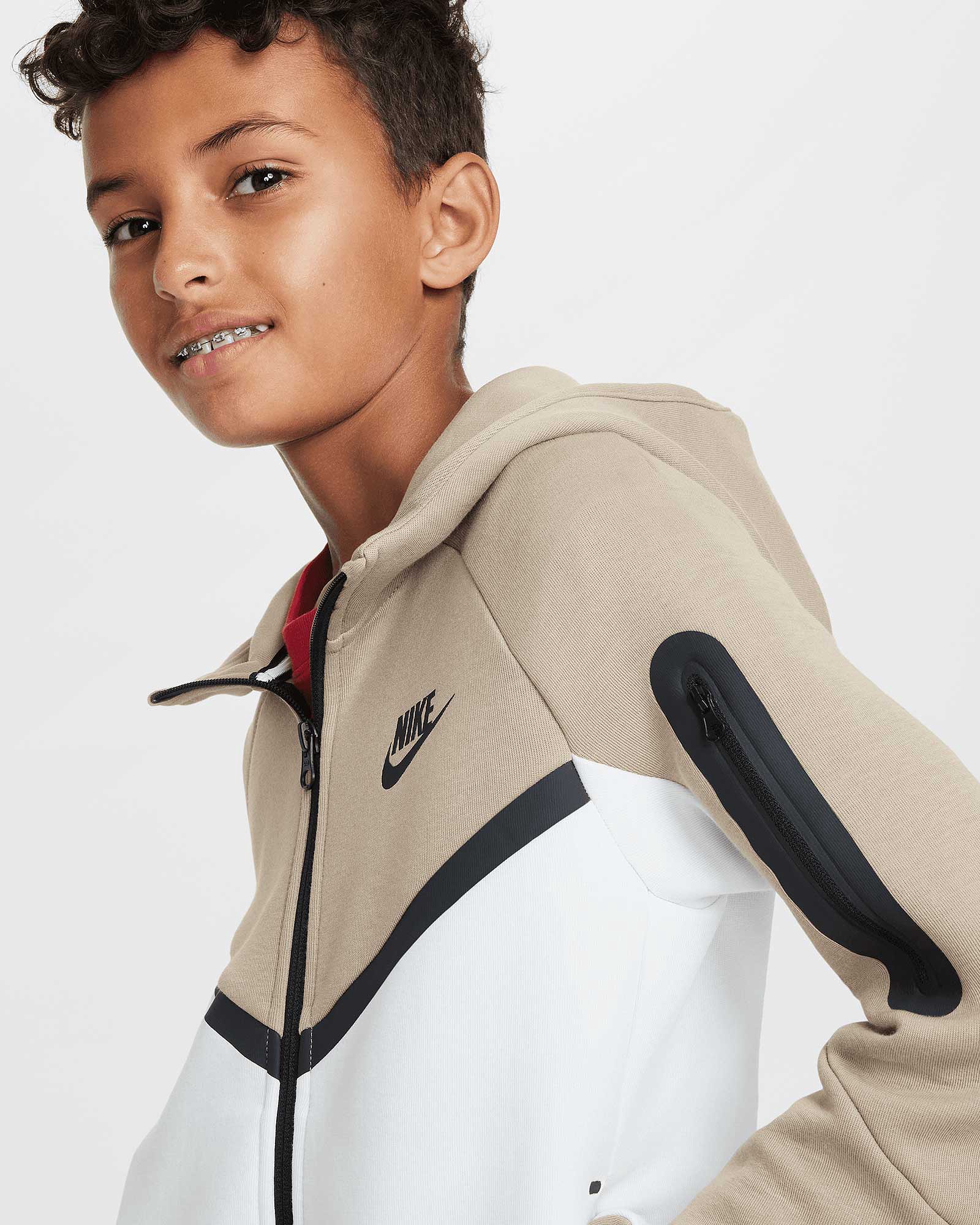 Chaqueta Nike Sportswear Tech - Fútbol Factory