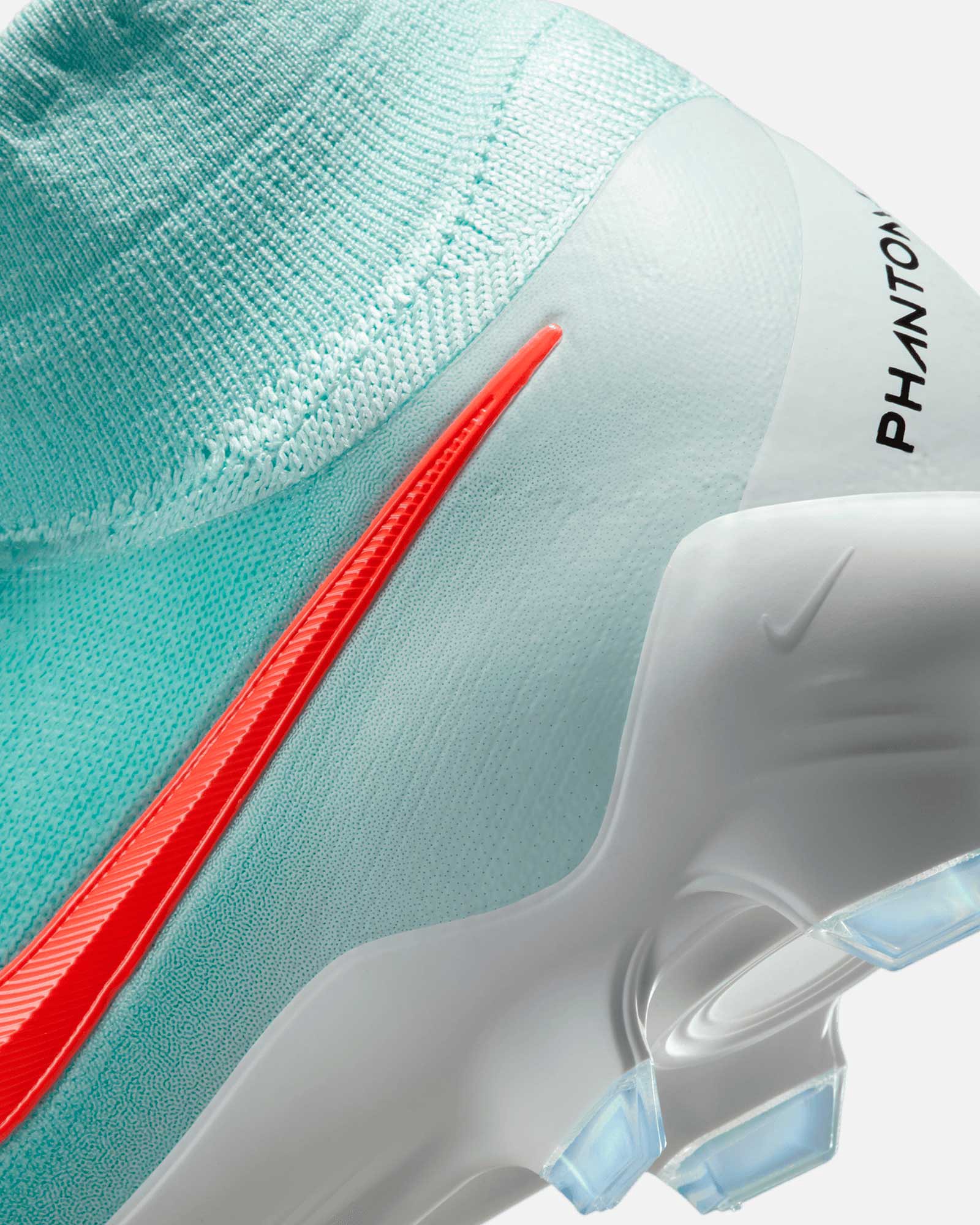 Botas Nike Phantom Luna II Pro FG - Fútbol Factory