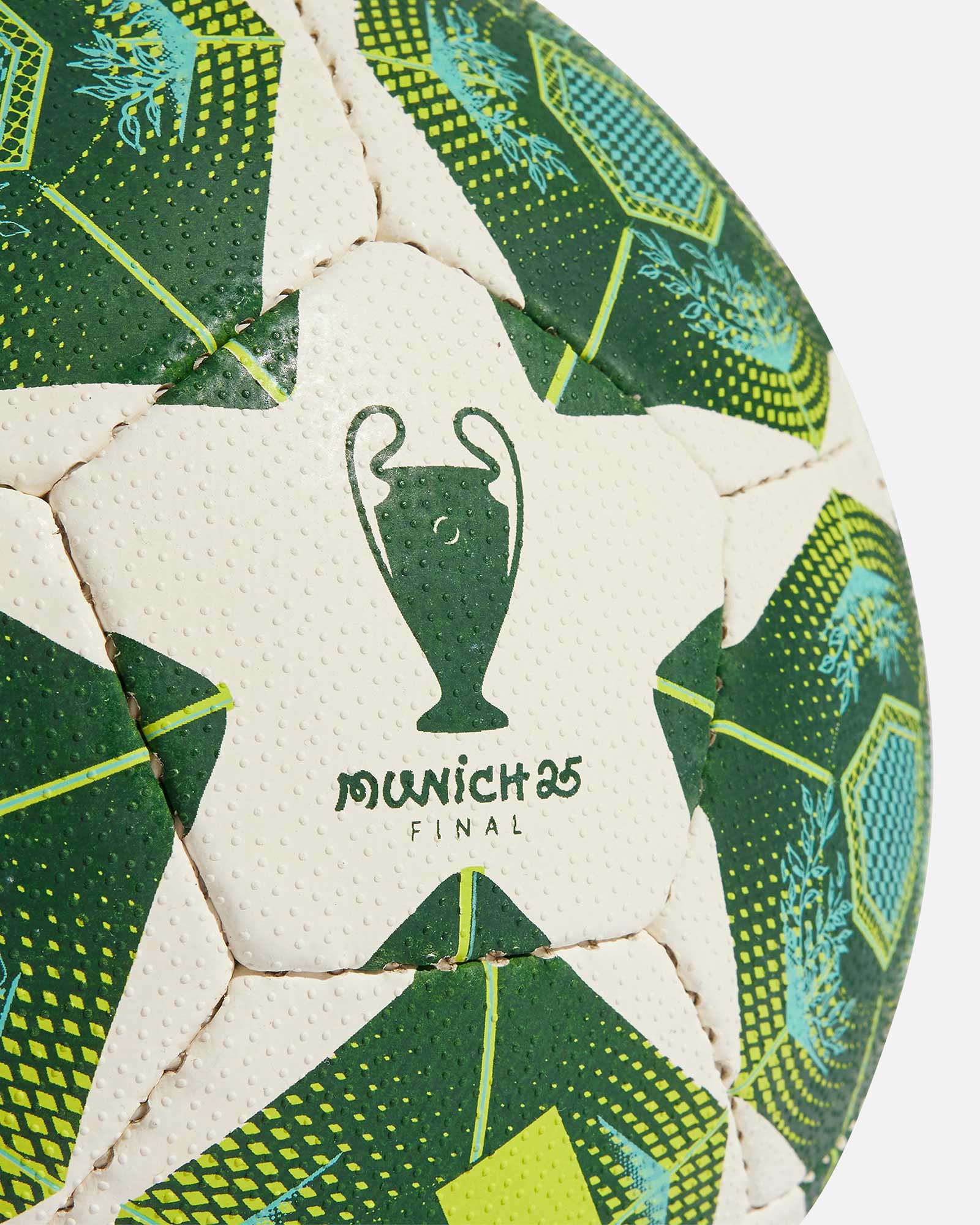 Balón adidas Champions League 2024/2025 Hard Ground  - Fútbol Factory