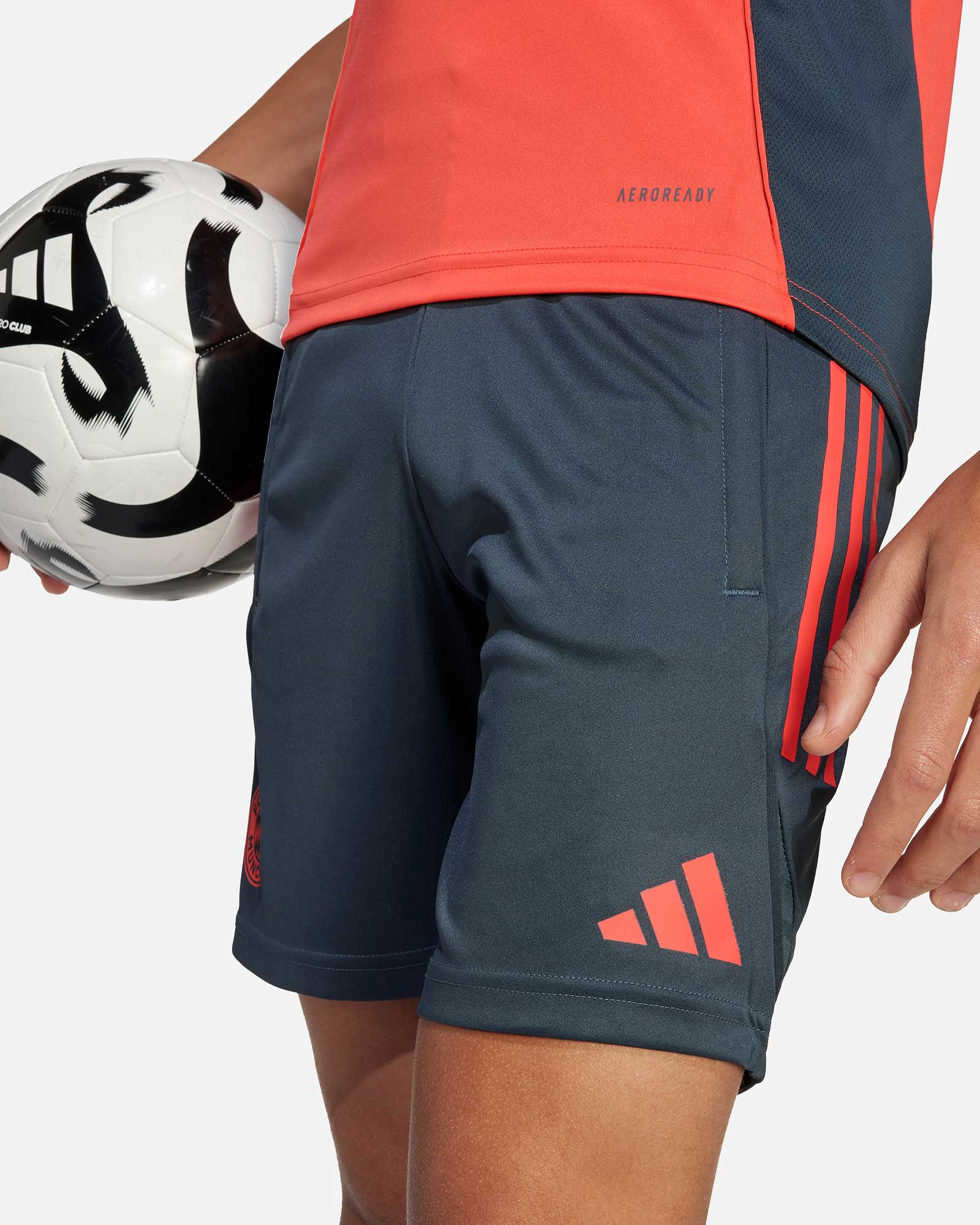 Pantalón FC Bayern 2025/2026 TR - Fútbol Factory