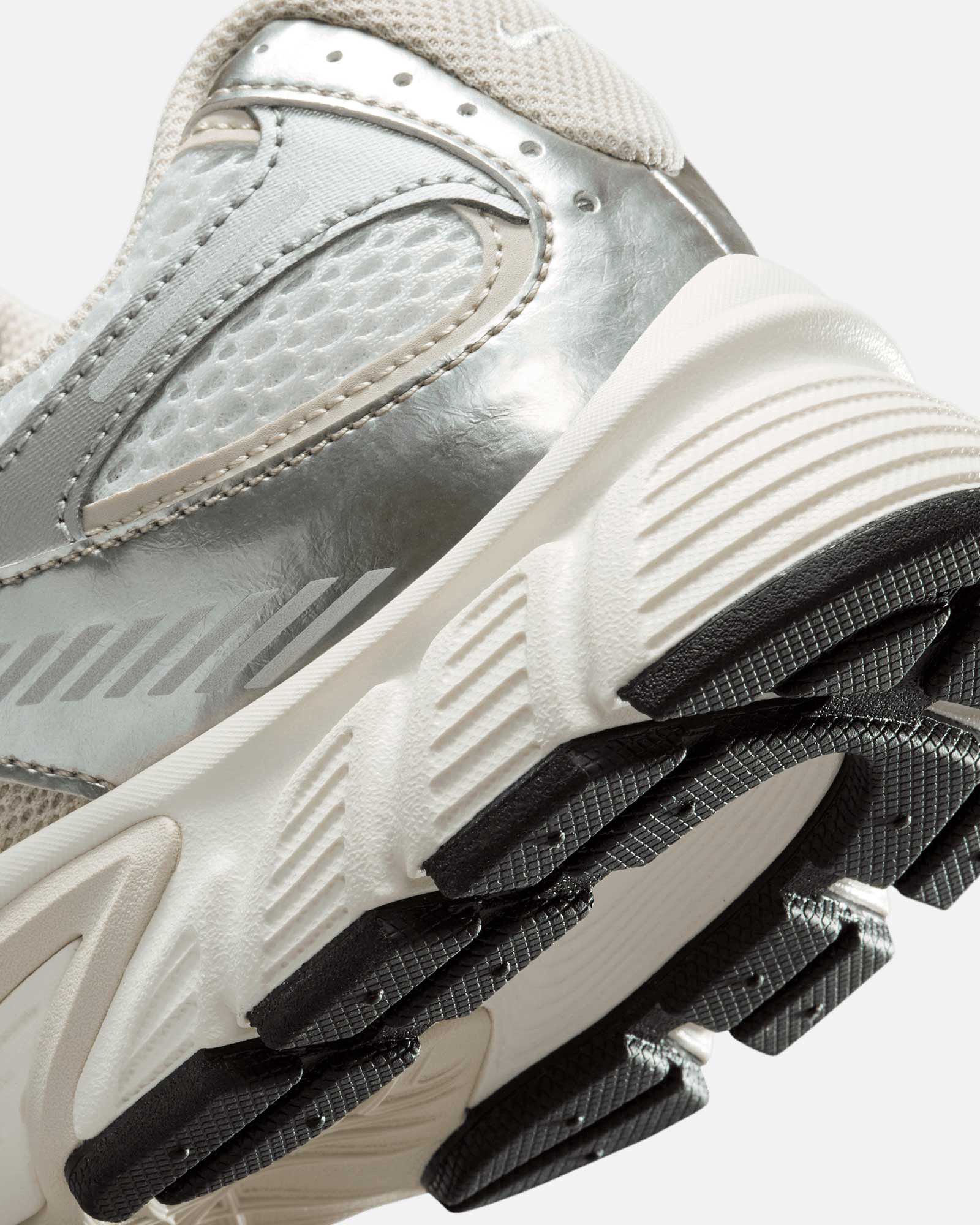 Zapatillas Nike V5 RNR - Fútbol Factory