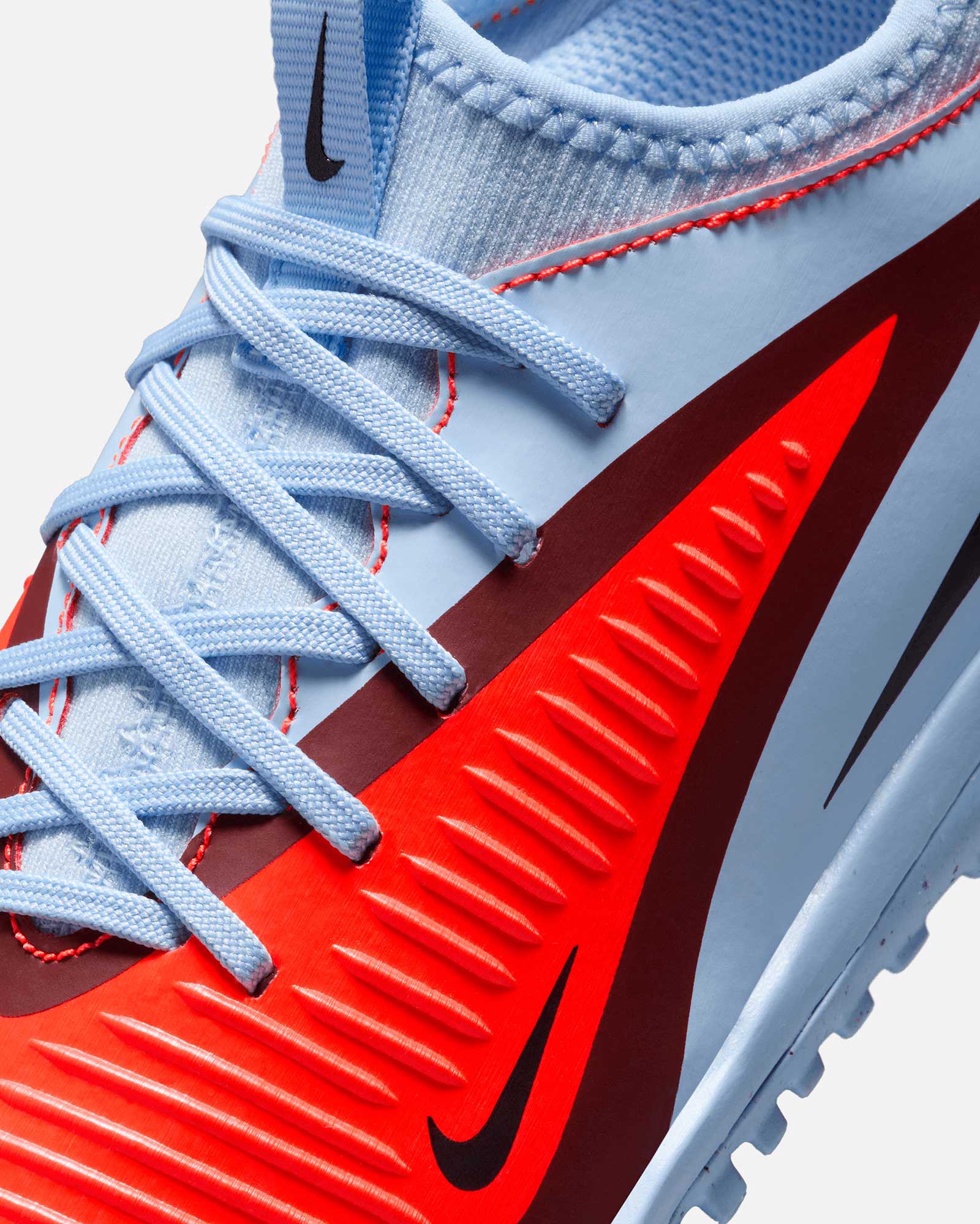 Botas Nike Phantom 6 Low Academy TF - Fútbol Factory