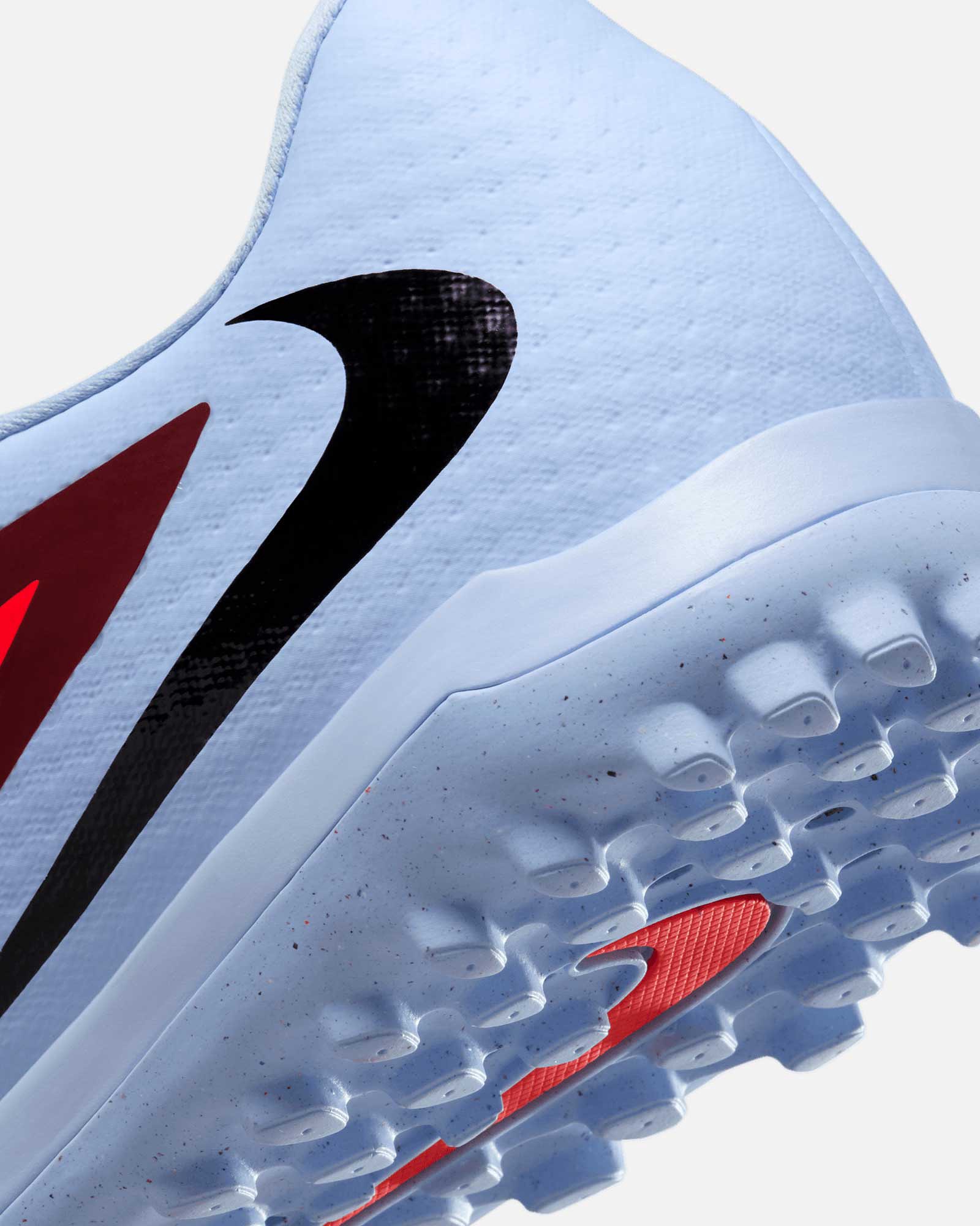 Botas Nike Phantom 6 Low Academy TF - Fútbol Factory