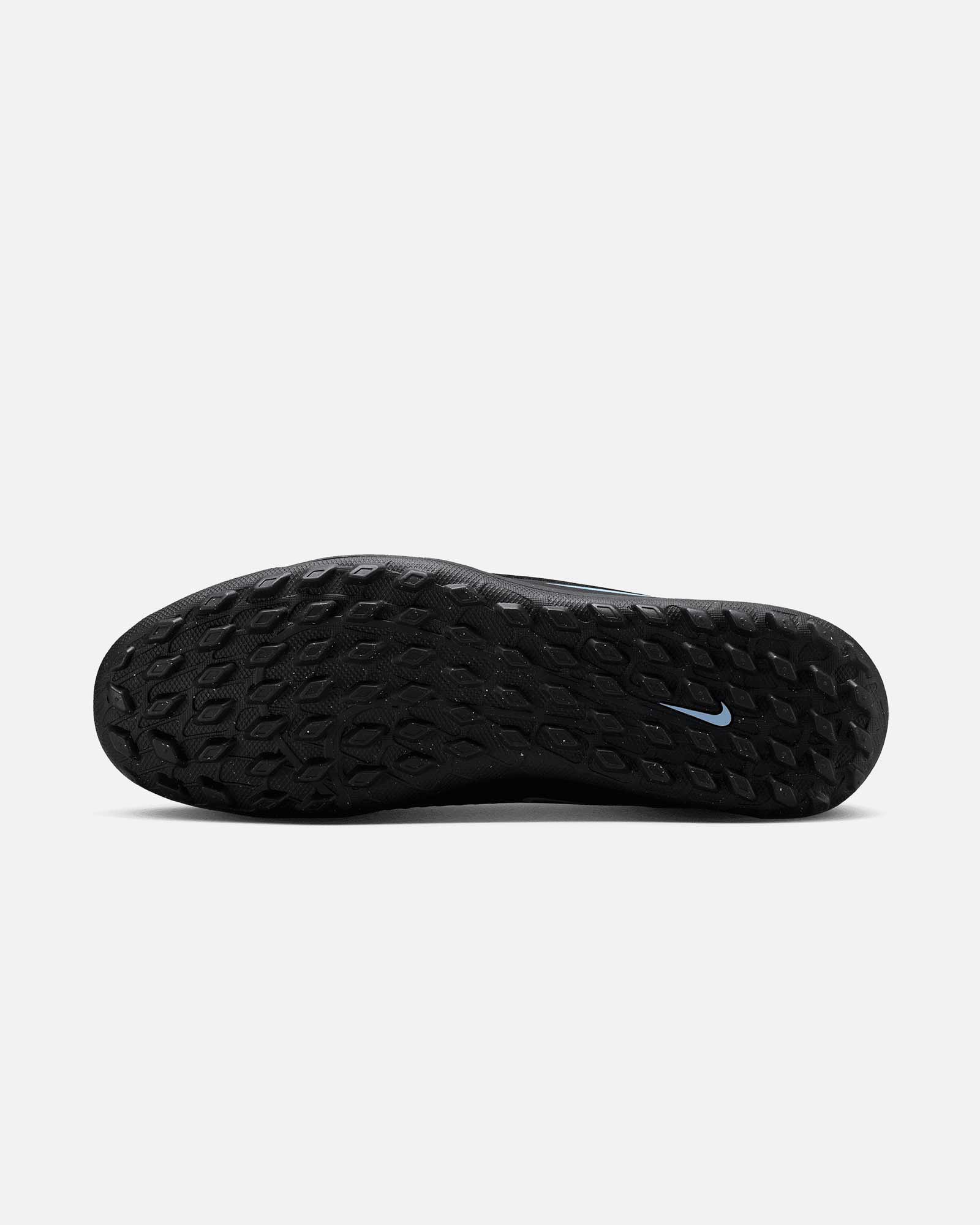 Botas Nike Phantom Low Club TF - Fútbol Factory