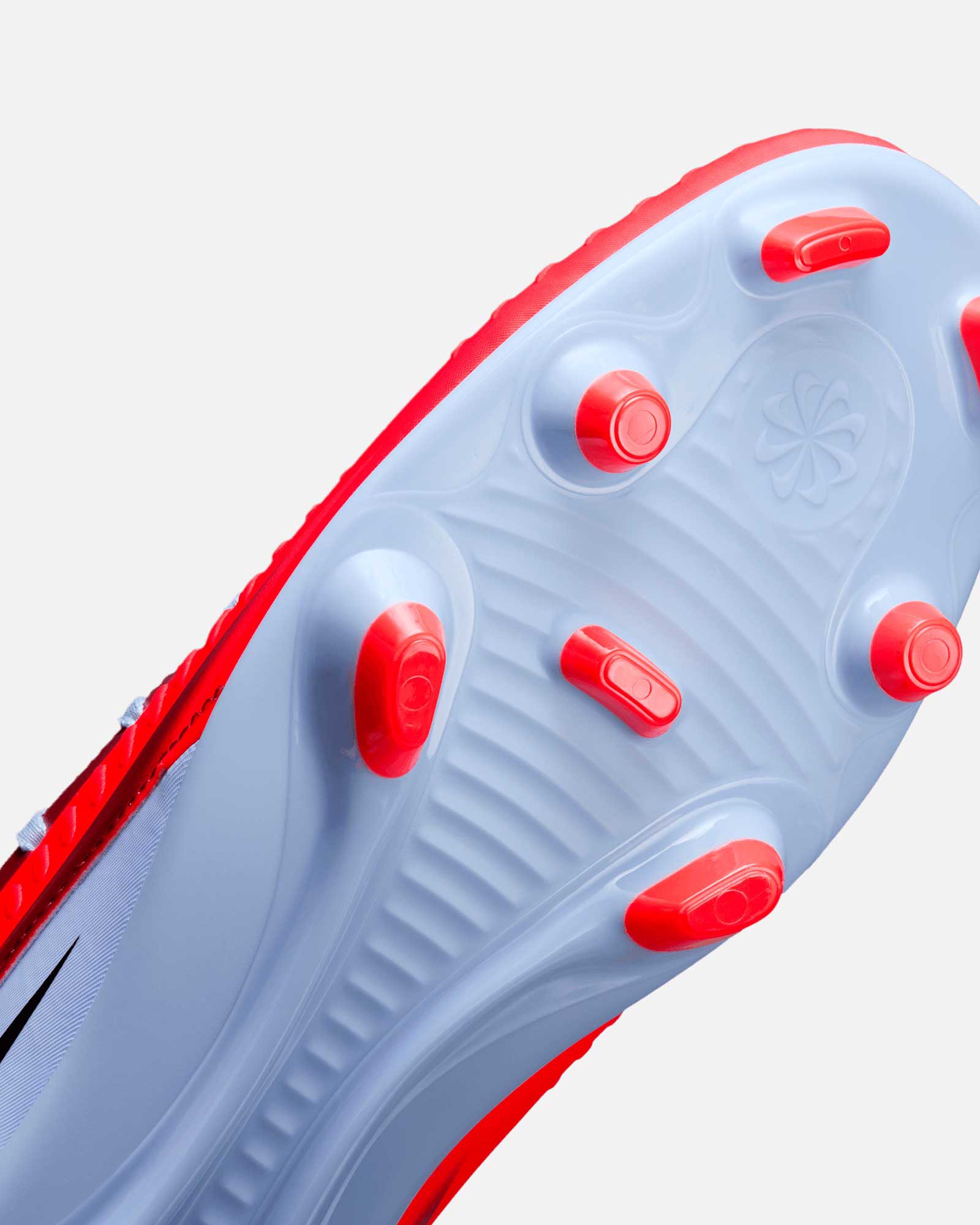Botas Nike Phantom 6 Low Club FG/MG - Fútbol Factory