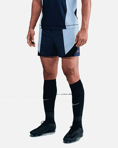 Pantalón Nike Strike+ TR