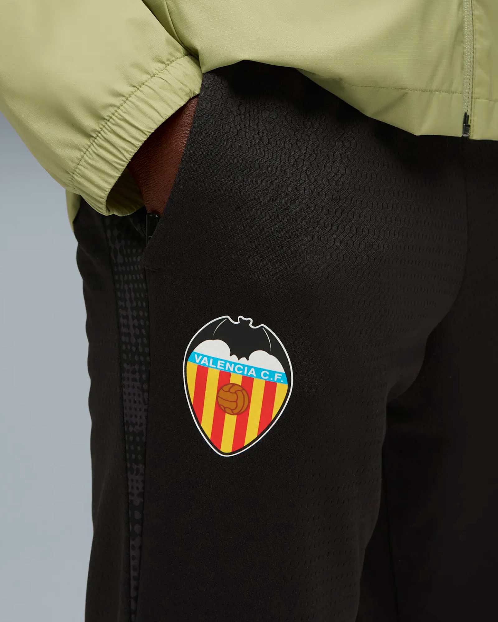 Pantalón Valencia CF 2025/2026 TR - Fútbol Factory