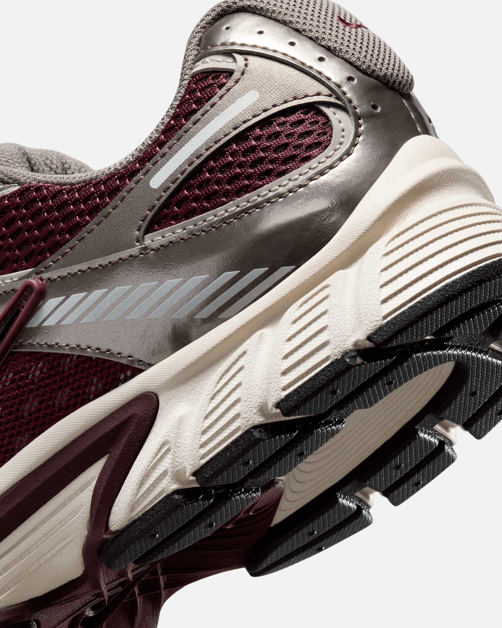 Zapatillas Nike V5 RNR - Fútbol Factory