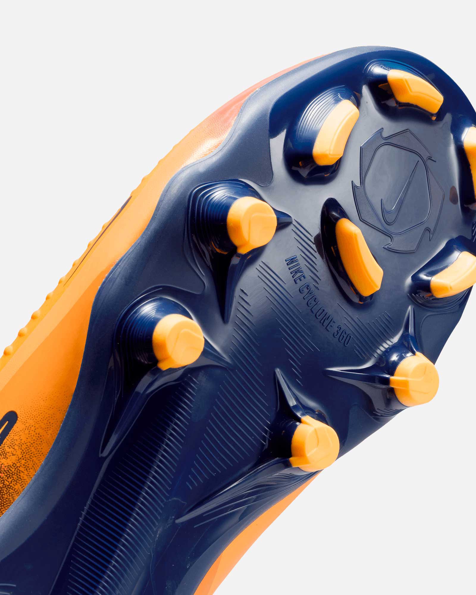 Botas Nike Phantom 6 Low Academy FG/MG Erling Haaland - Fútbol Factory