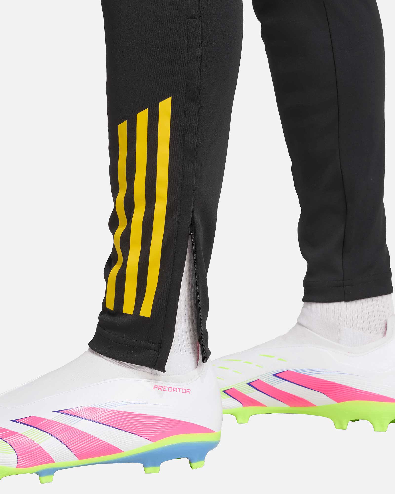 Pantalón Manchester United 2025/2026 TR - Fútbol Factory