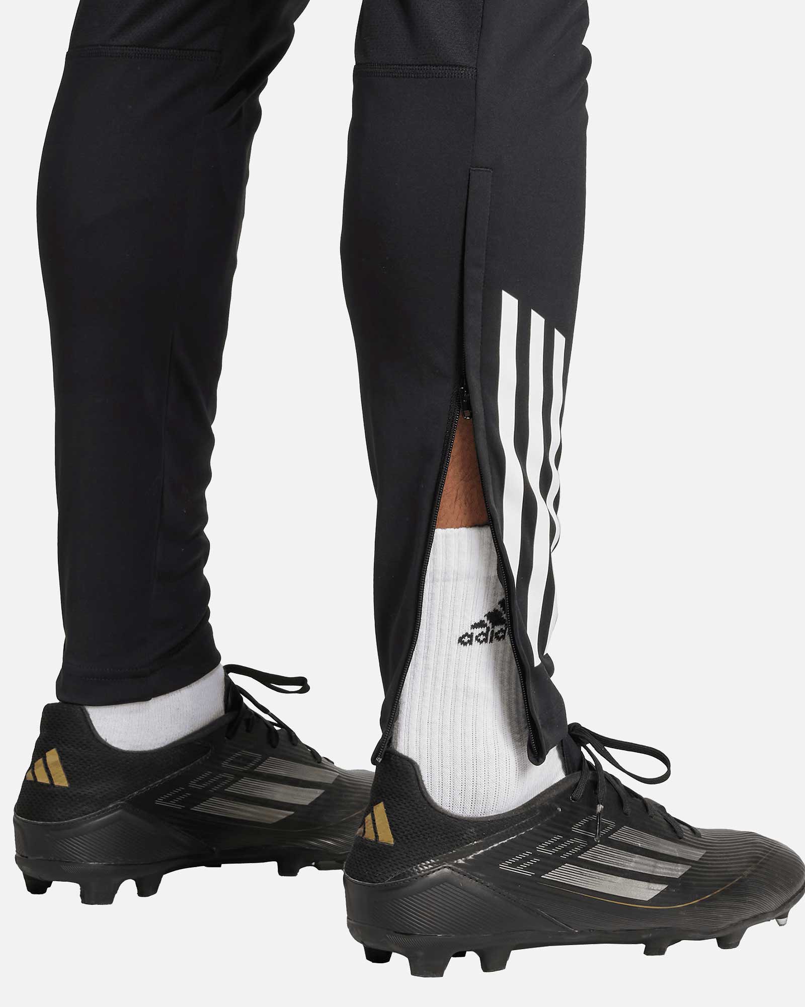 Pantalón Manchester United 2025/2026 TR - Fútbol Factory