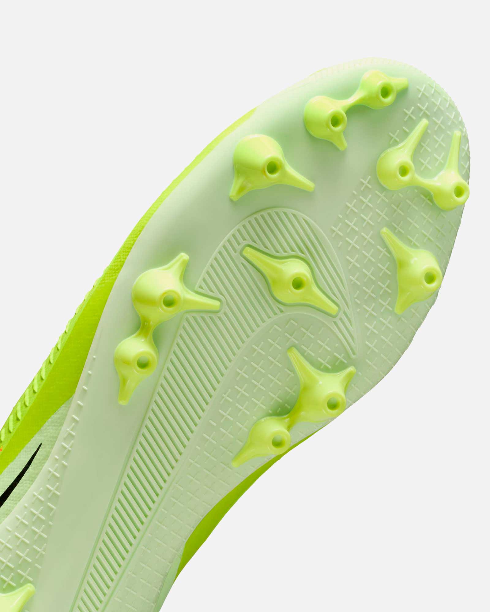 Botas Nike Phantom 6 Academy AG - Fútbol Factory