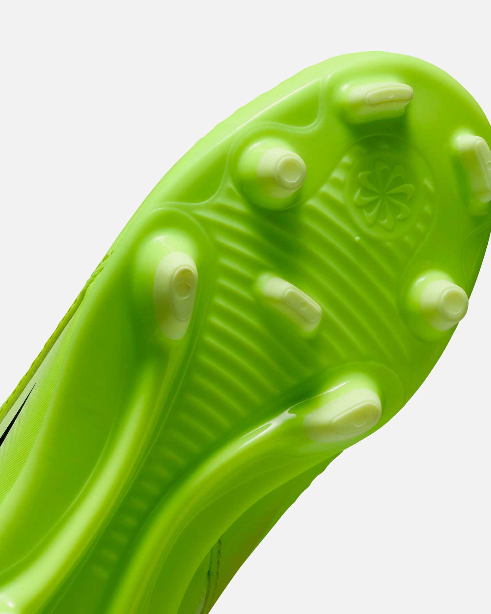 Botas Nike Phantom 6 Club FG/MG - Fútbol Factory