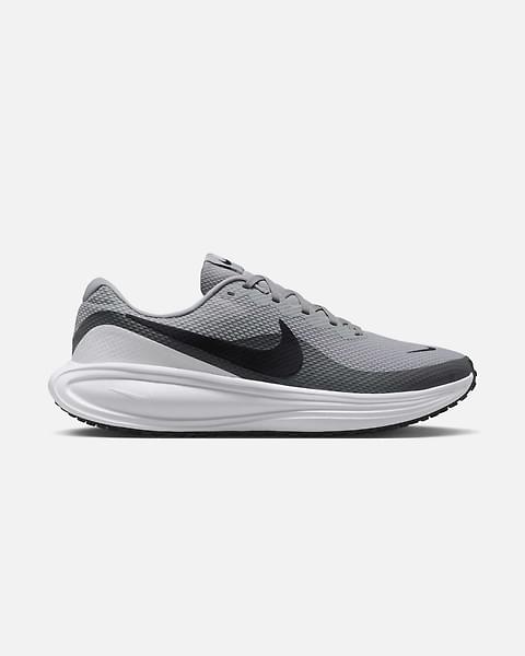 Tênis Nike Revolution 8