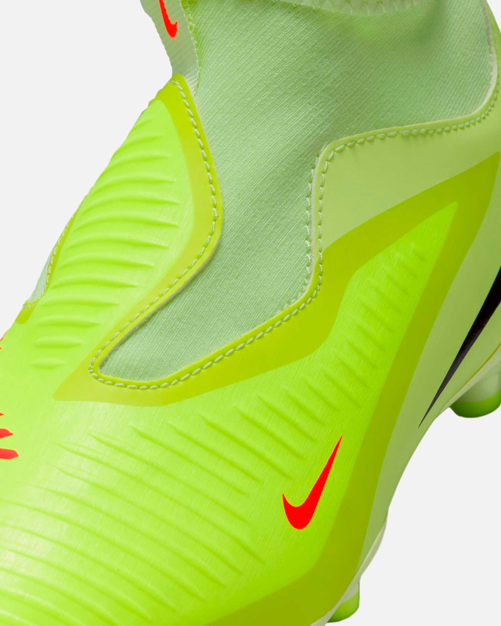 Botas Nike Phantom 6 Academy FG/MG - Fútbol Factory