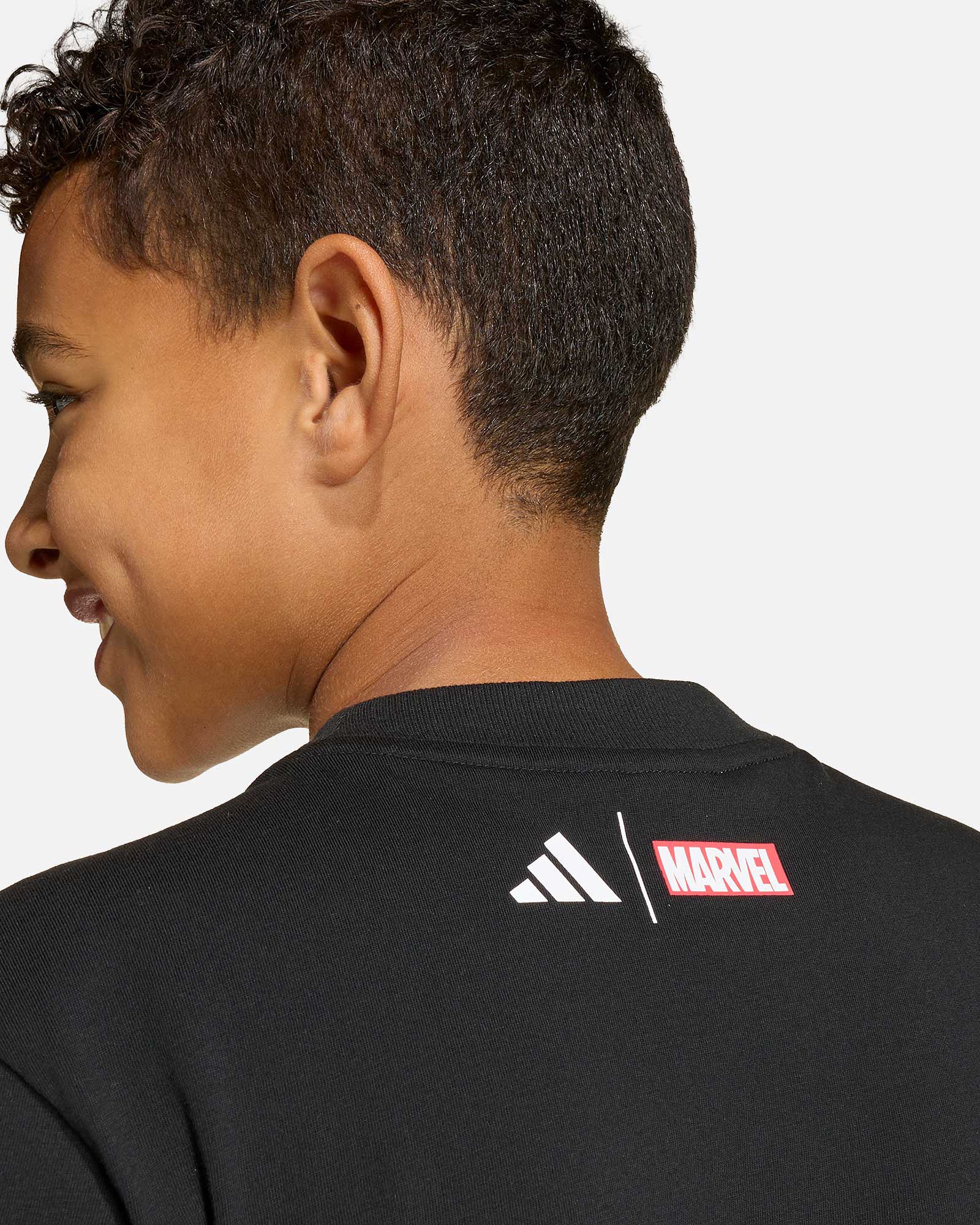 Camiseta Real Madrid 2025/2026 Marvel Avengers Camiseta Real Madrid 2025/2026 Marvel Avengers - Fútbol Factory