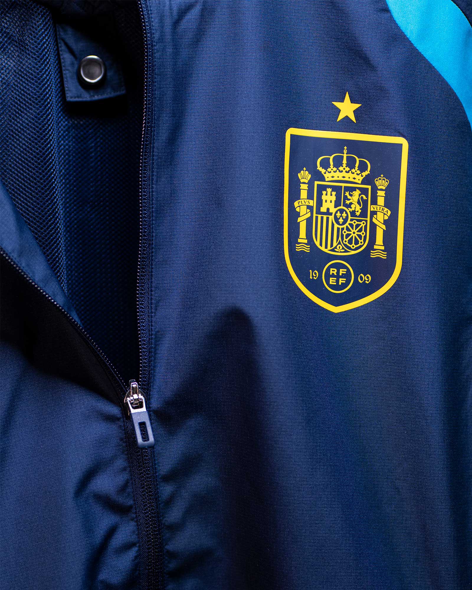 Chaqueta España Mundial 2026 All Weather - Fútbol Factory
