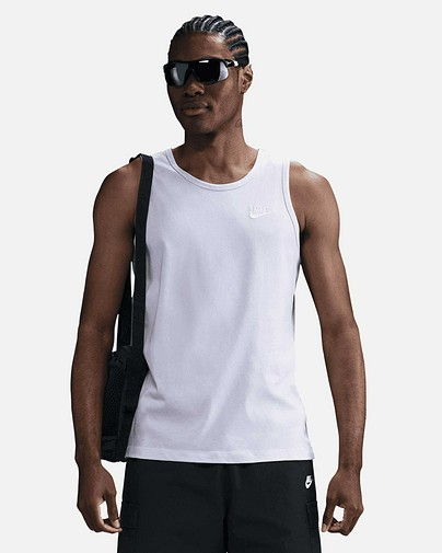 Camiseta Nike Club Sportswear