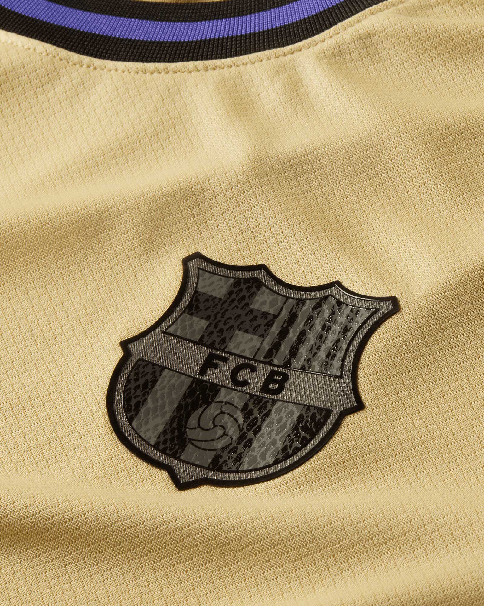 Camiseta 2ª FC Barcelona 2025/2026 ft. Kobe - Fútbol Factory