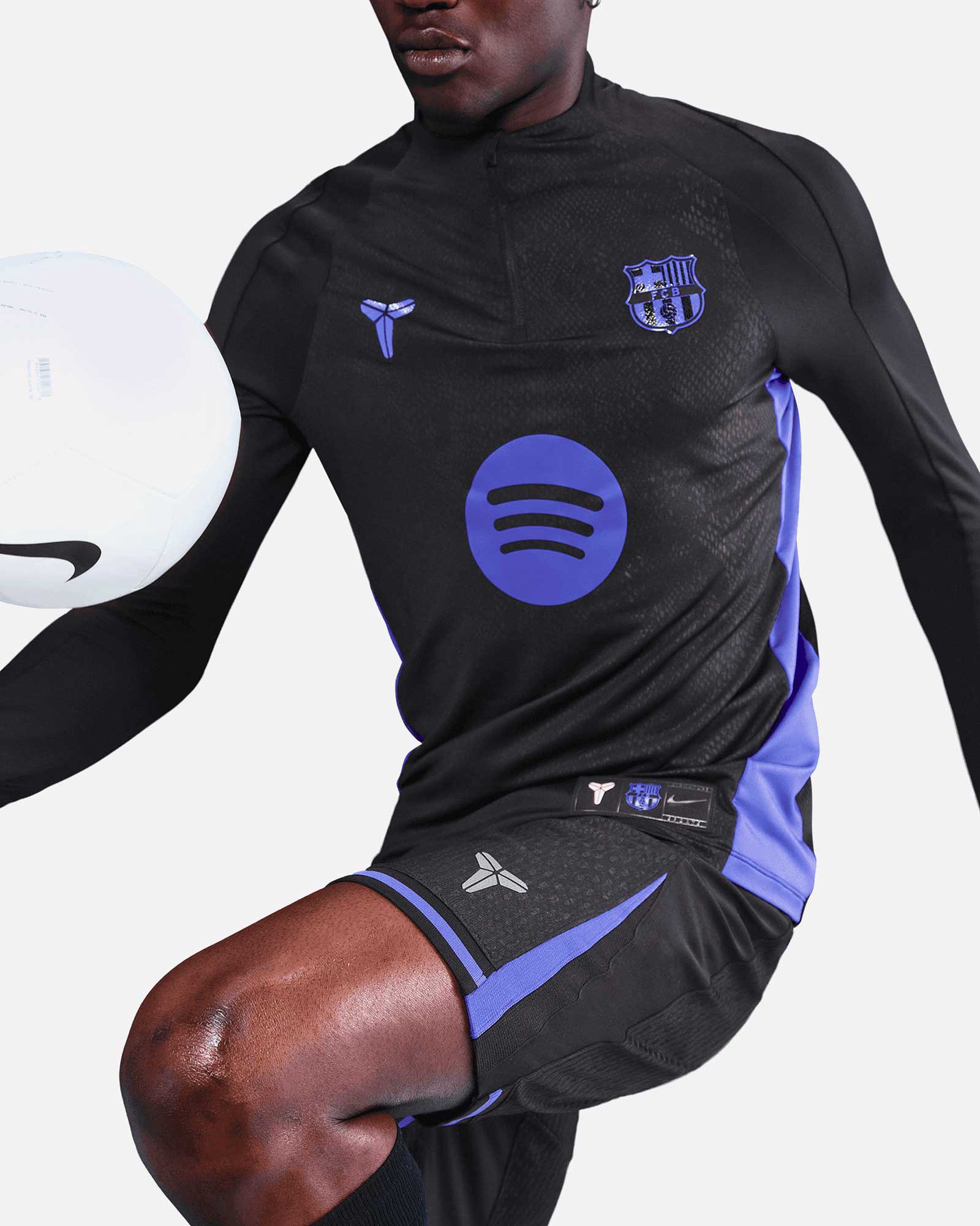 Sudadera FC Barcelona 2025/2026 Strike ft. Kobe - Fútbol Factory