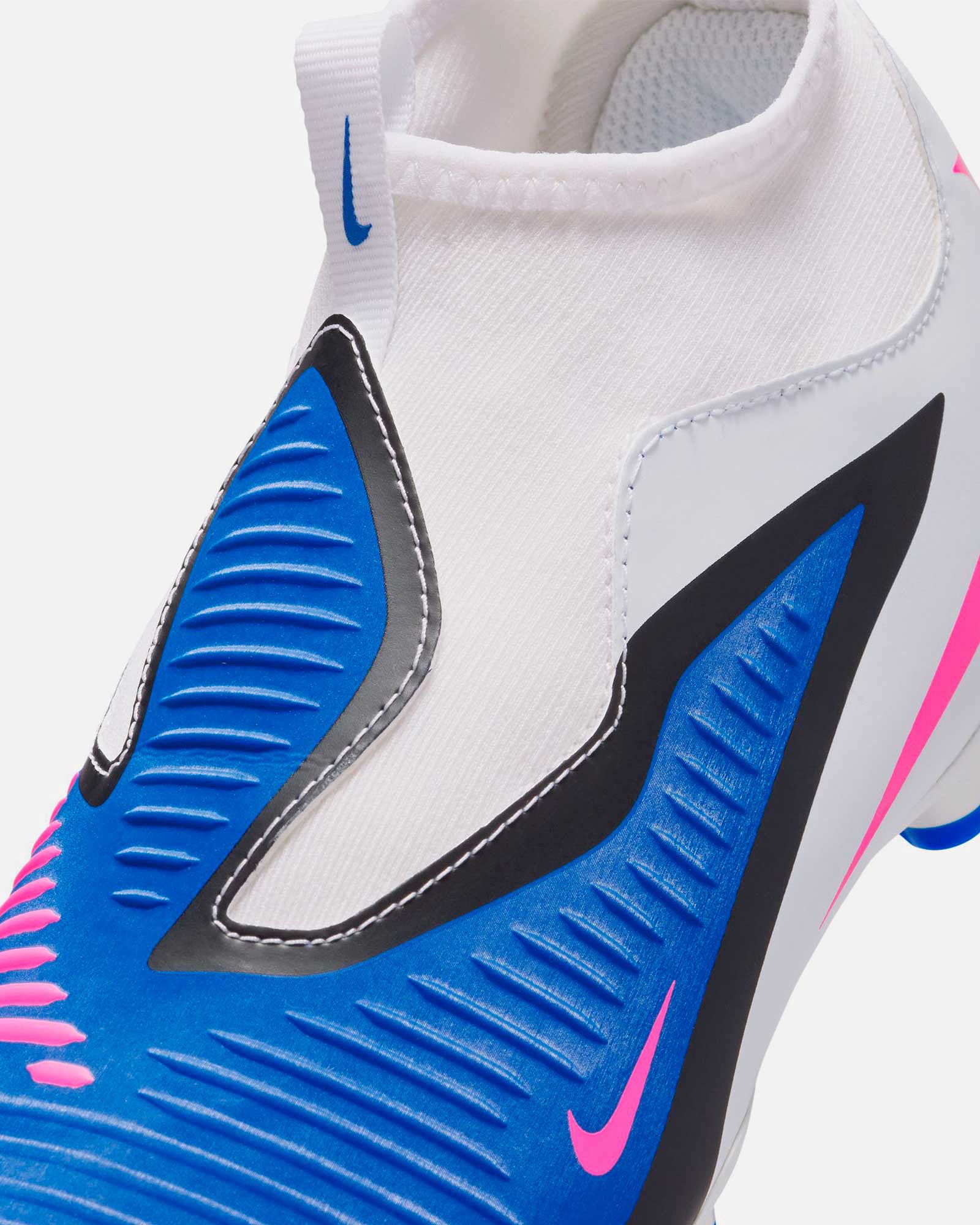 Botas Nike Phantom 6 High Academy MG - Fútbol Factory
