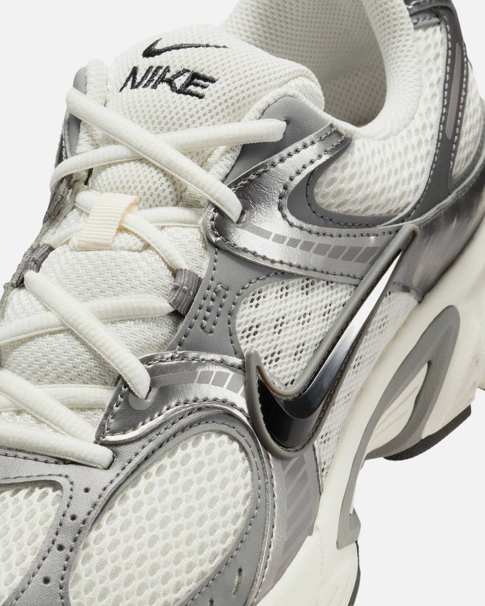 Zapatillas Nike V5 RNR - Fútbol Factory