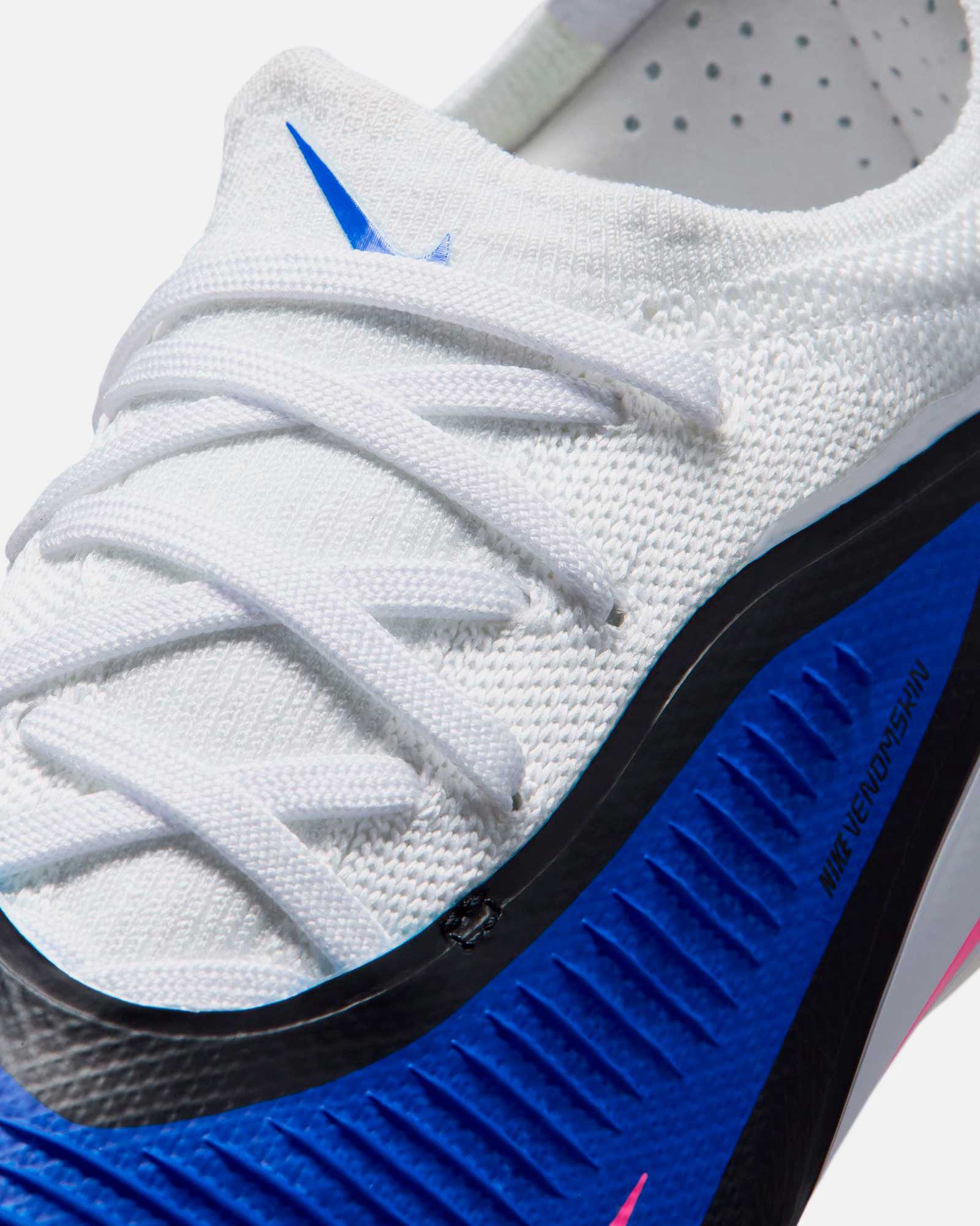 Botas Nike Phantom 6 Low Pro FG/MG - Fútbol Factory