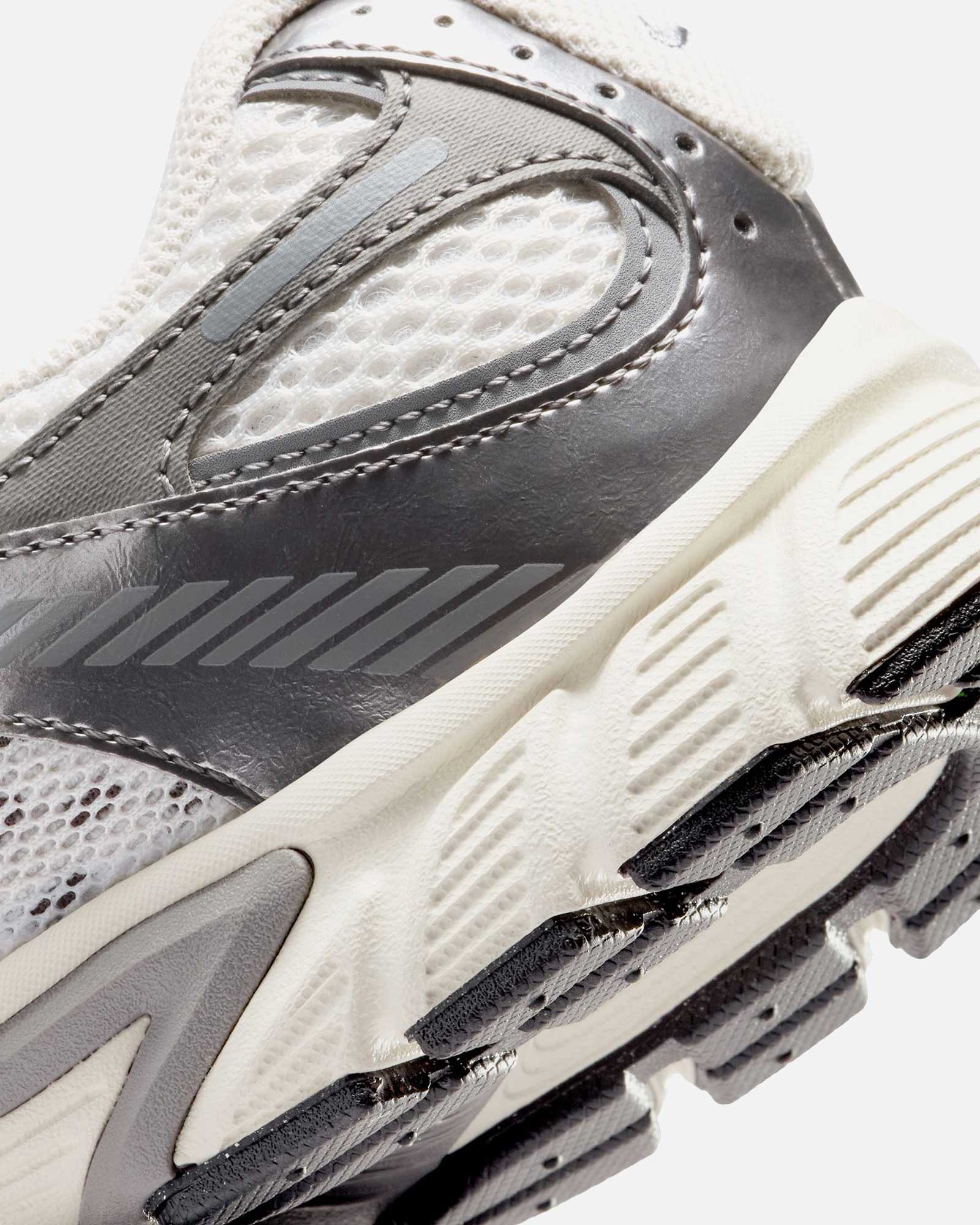 Zapatillas Nike V5 RNR - Fútbol Factory