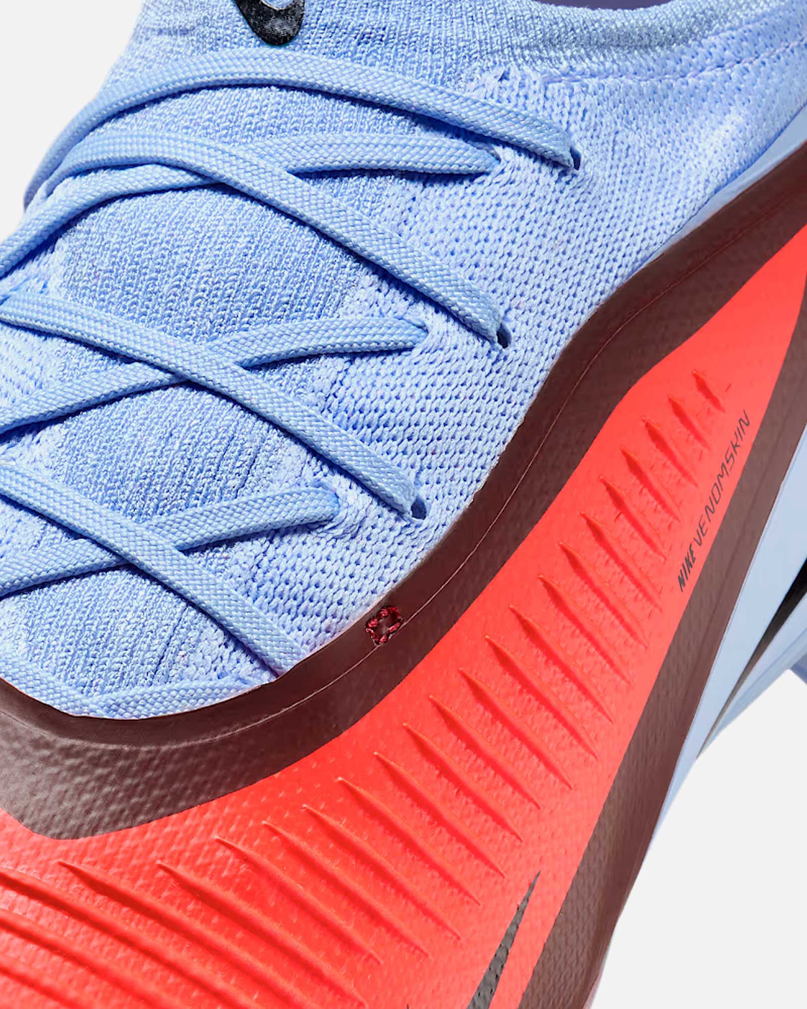 Botas Nike Phantom 6 Low Pro FG - Fútbol Factory