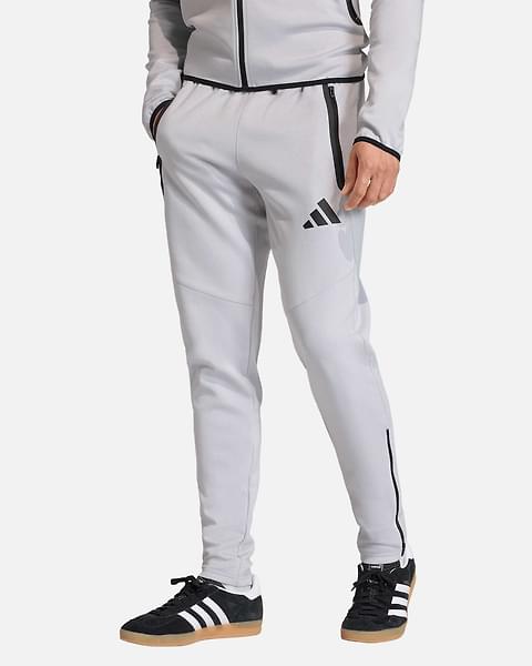 Calças Adidas Tiro Travel Sweat