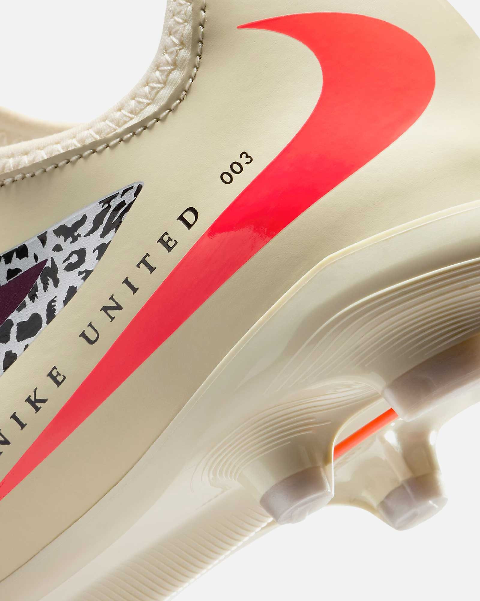 Botas Nike United Phantom 6 Low Academy MG - Fútbol Factory