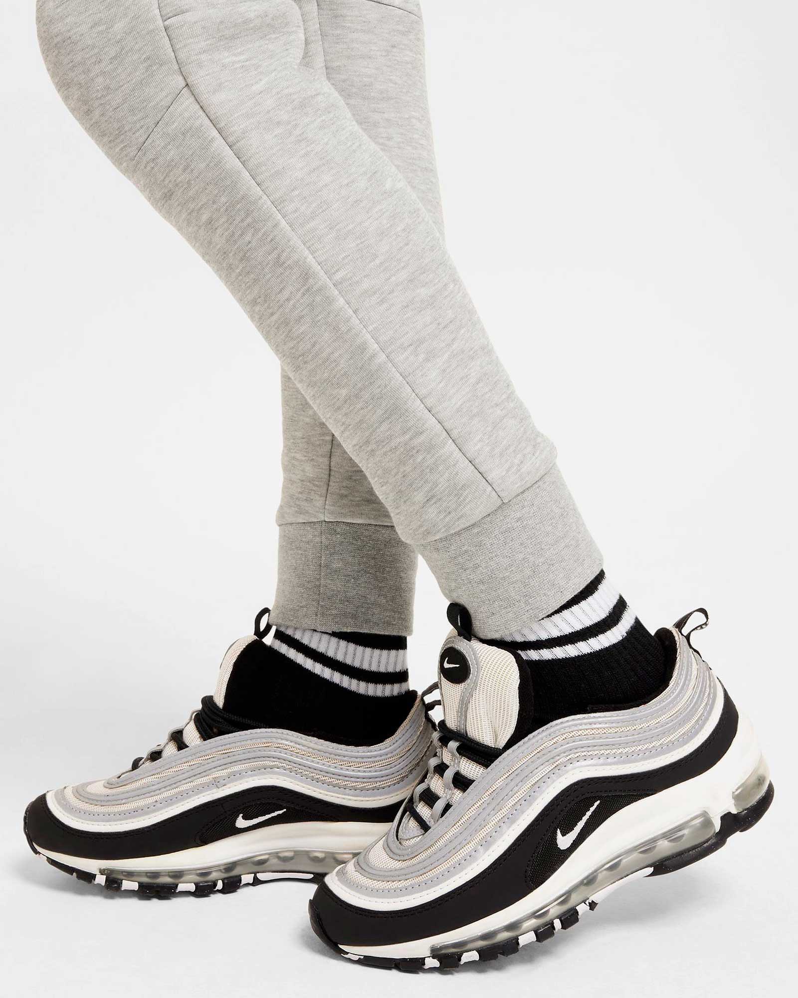 Pantalón Nike Tech Sportswear Fleece - Fútbol Factory