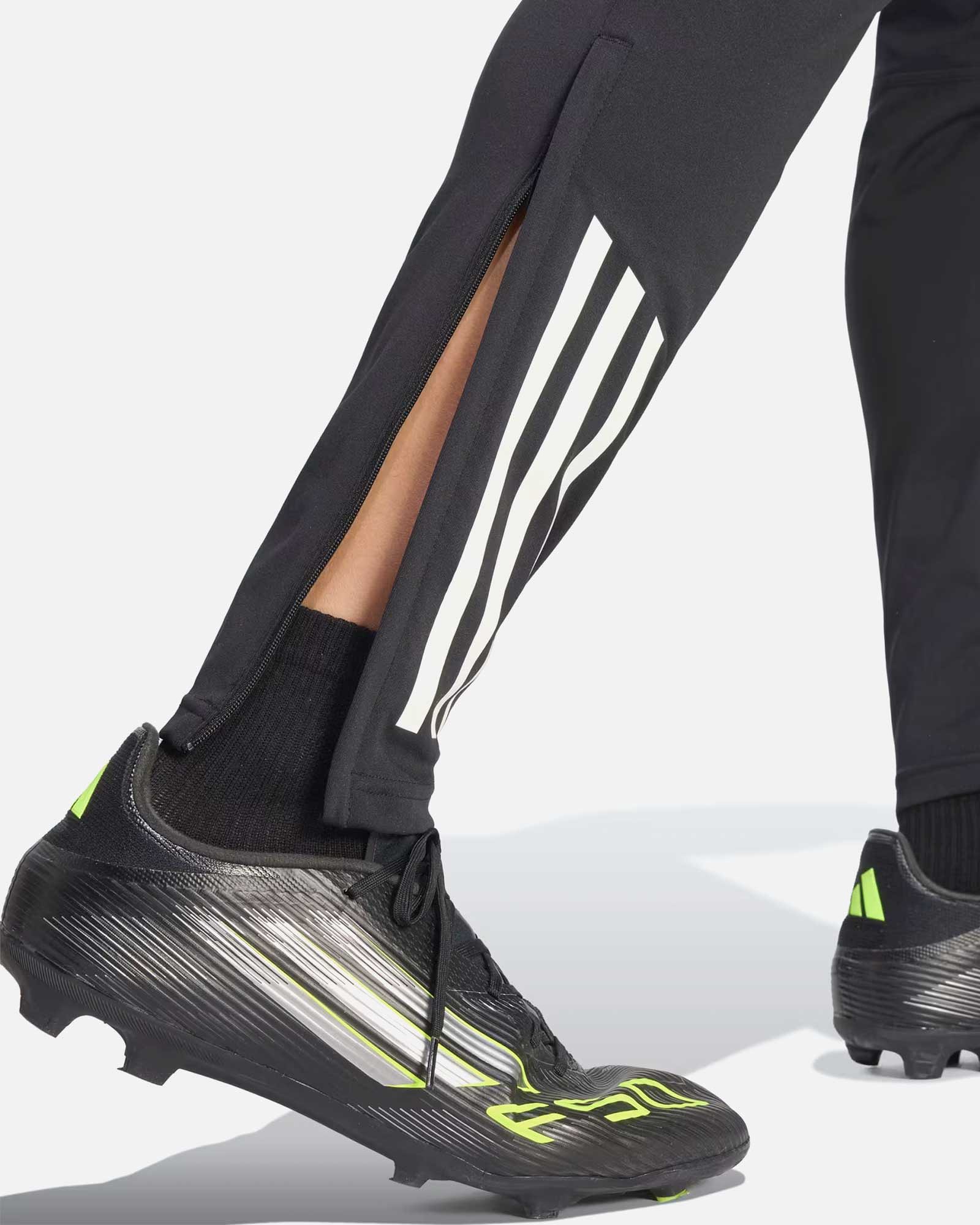 Pantalón Real Madrid 2025/2026 TR Avengers - Fútbol Factory