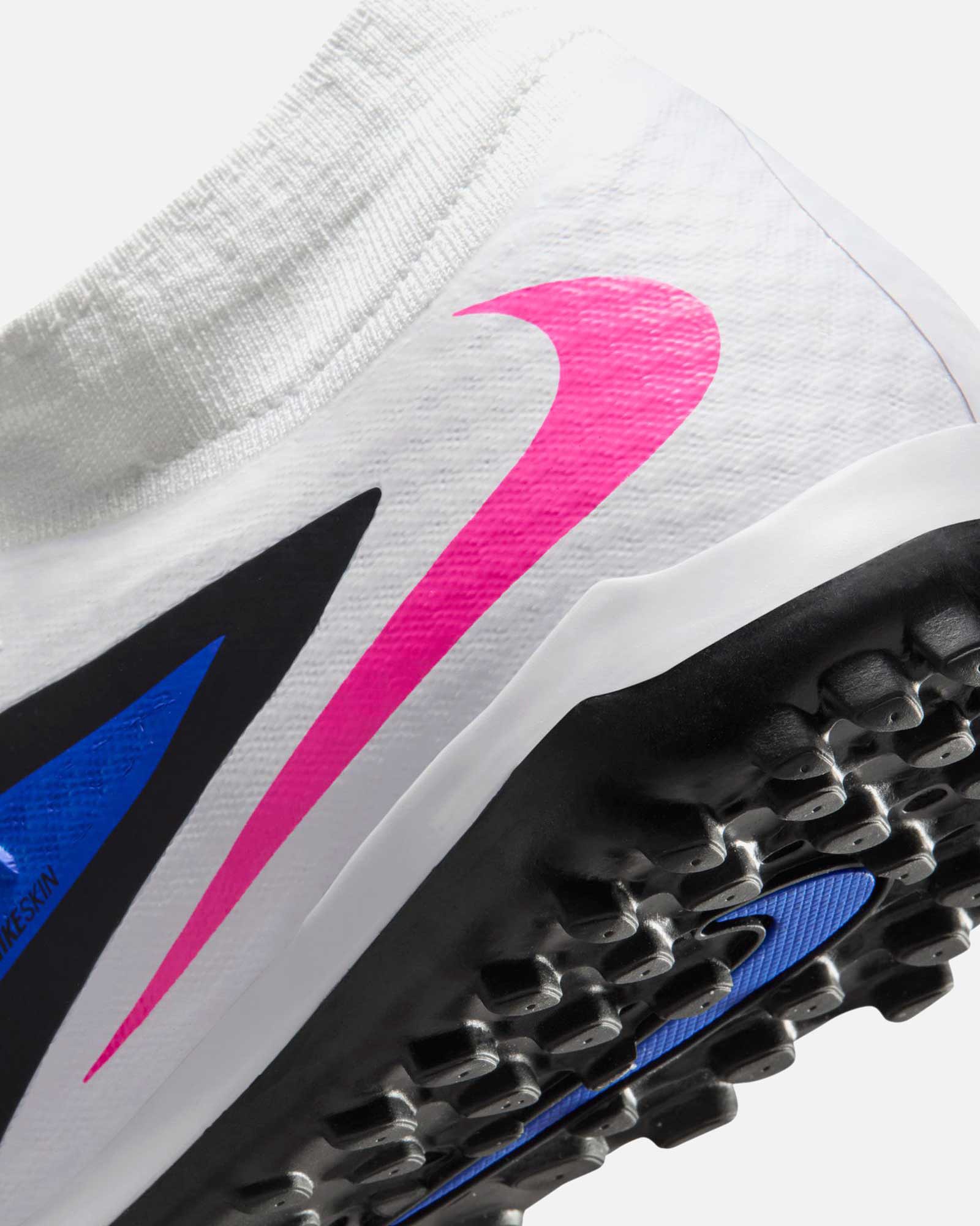 Botas Nike Phantom 6 High Academy - Fútbol Factory