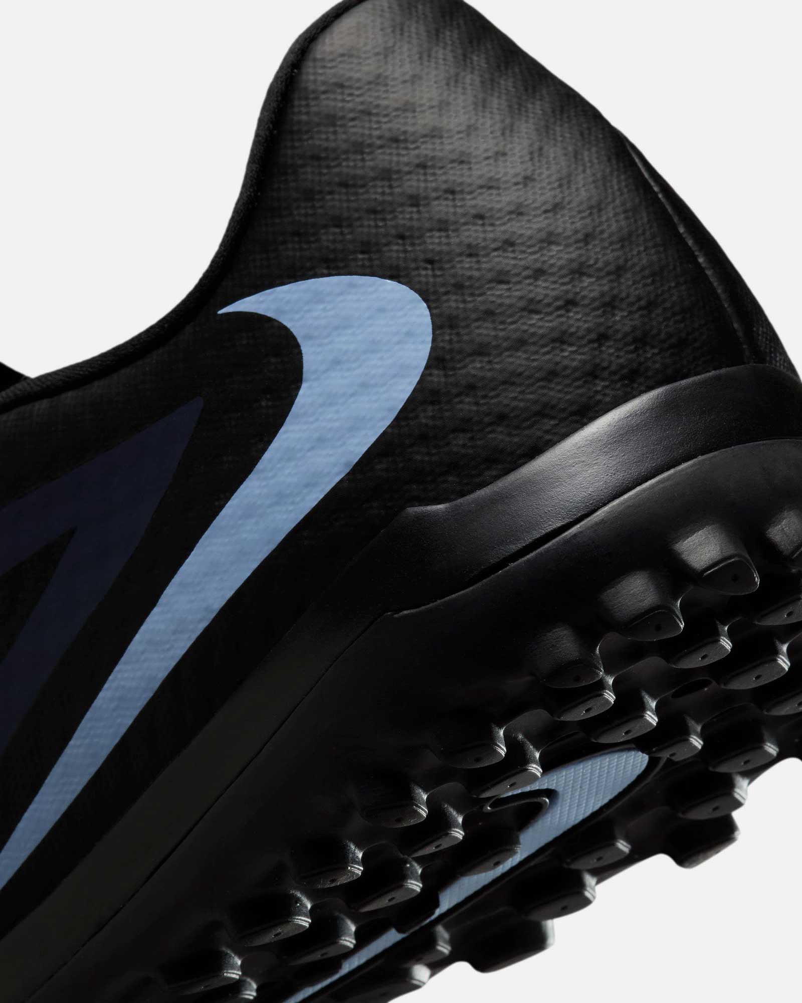 Botas Nike Phantom 6 Low Academy - Fútbol Factory
