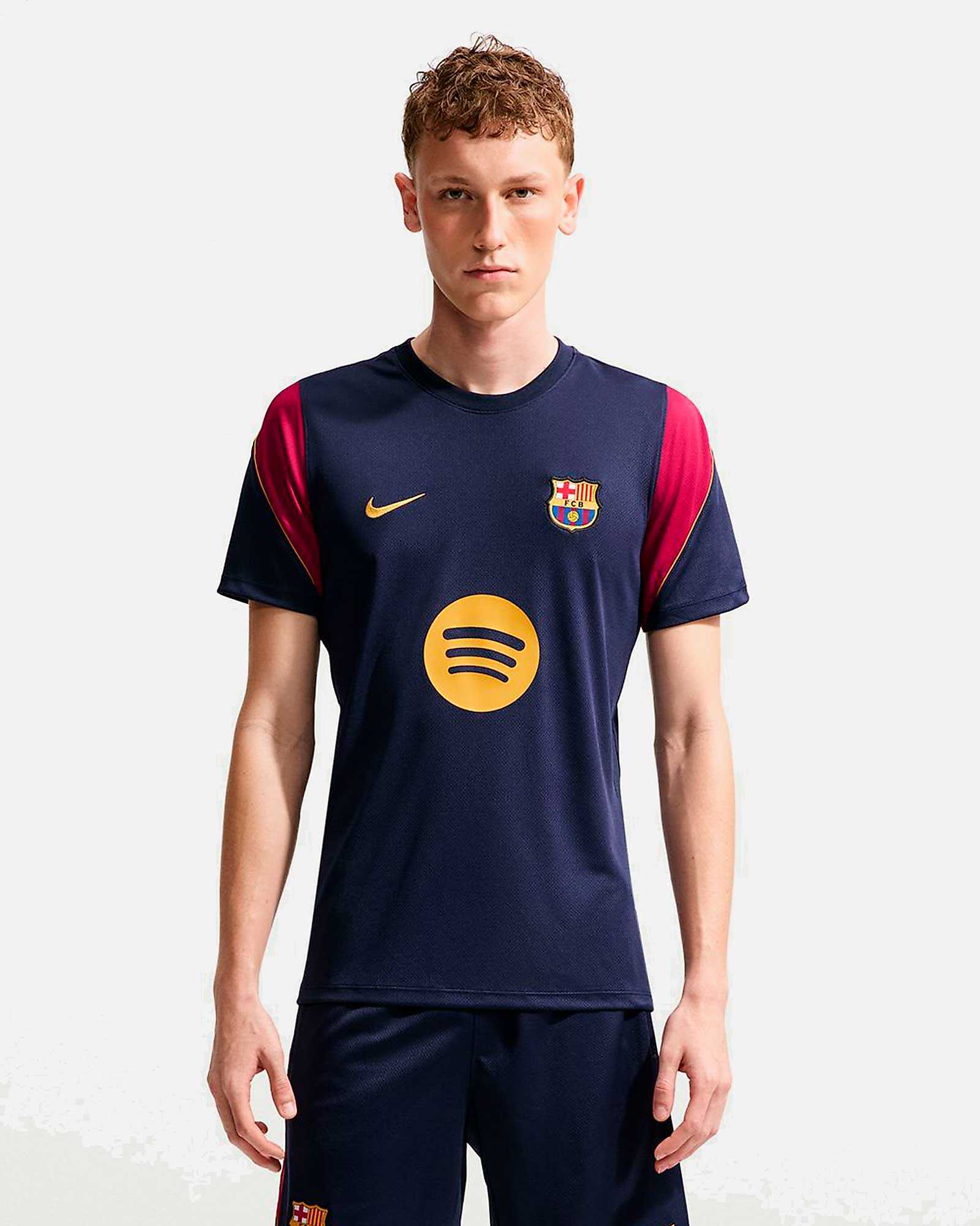 Camiseta FC Barcelona 2026/2027 Strike Camiseta FC Barcelona 2026/2027 Strike - Fútbol Factory