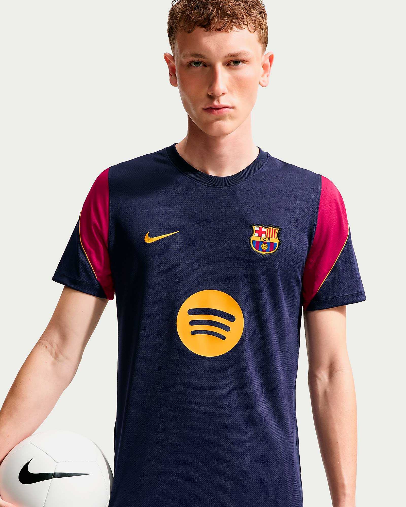 Camiseta FC Barcelona 2026/2027 Strike Camiseta FC Barcelona 2026/2027 Strike - Fútbol Factory