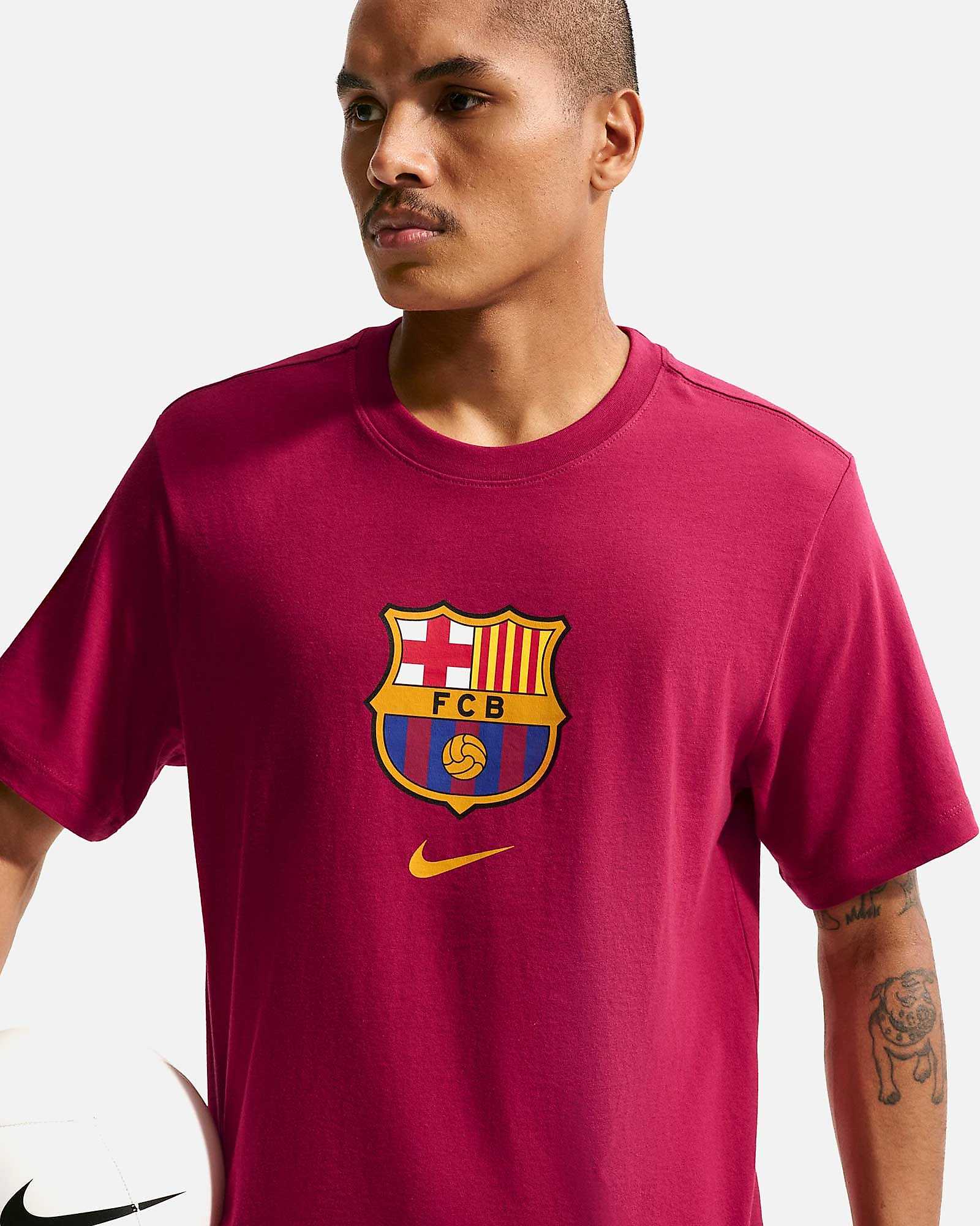 Camisola FC Barcelona 2026/2027 Crest Camisola FC Barcelona 2026/2027 Crest - Fútbol Factory