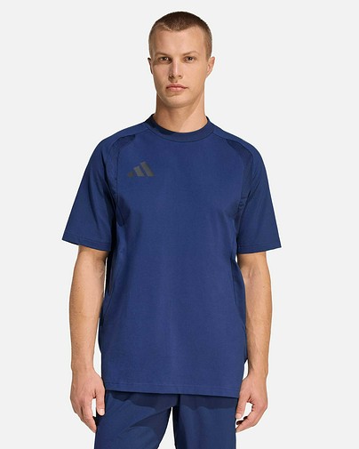 Camiseta adidas Tiro Travel