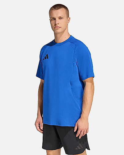 Camiseta adidas Tiro Travel