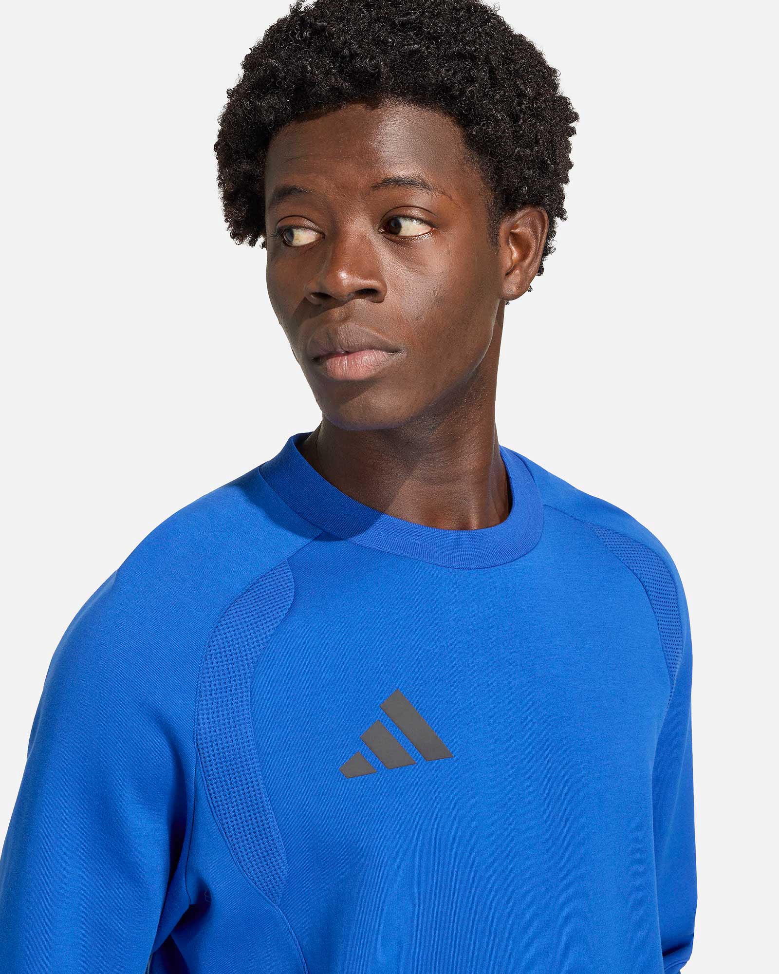 Sudadera adidas Tiro Travel Crew - Fútbol Factory