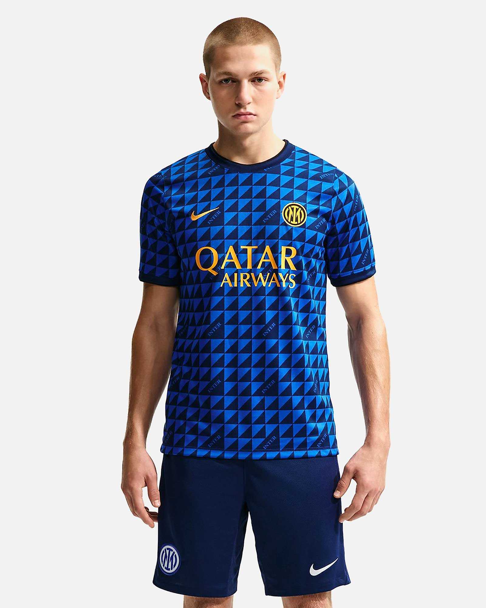 Camiseta Inter de Milán Prematch 2026/2027 Camiseta Inter de Milán Prematch 2026/2027 - Fútbol Factory