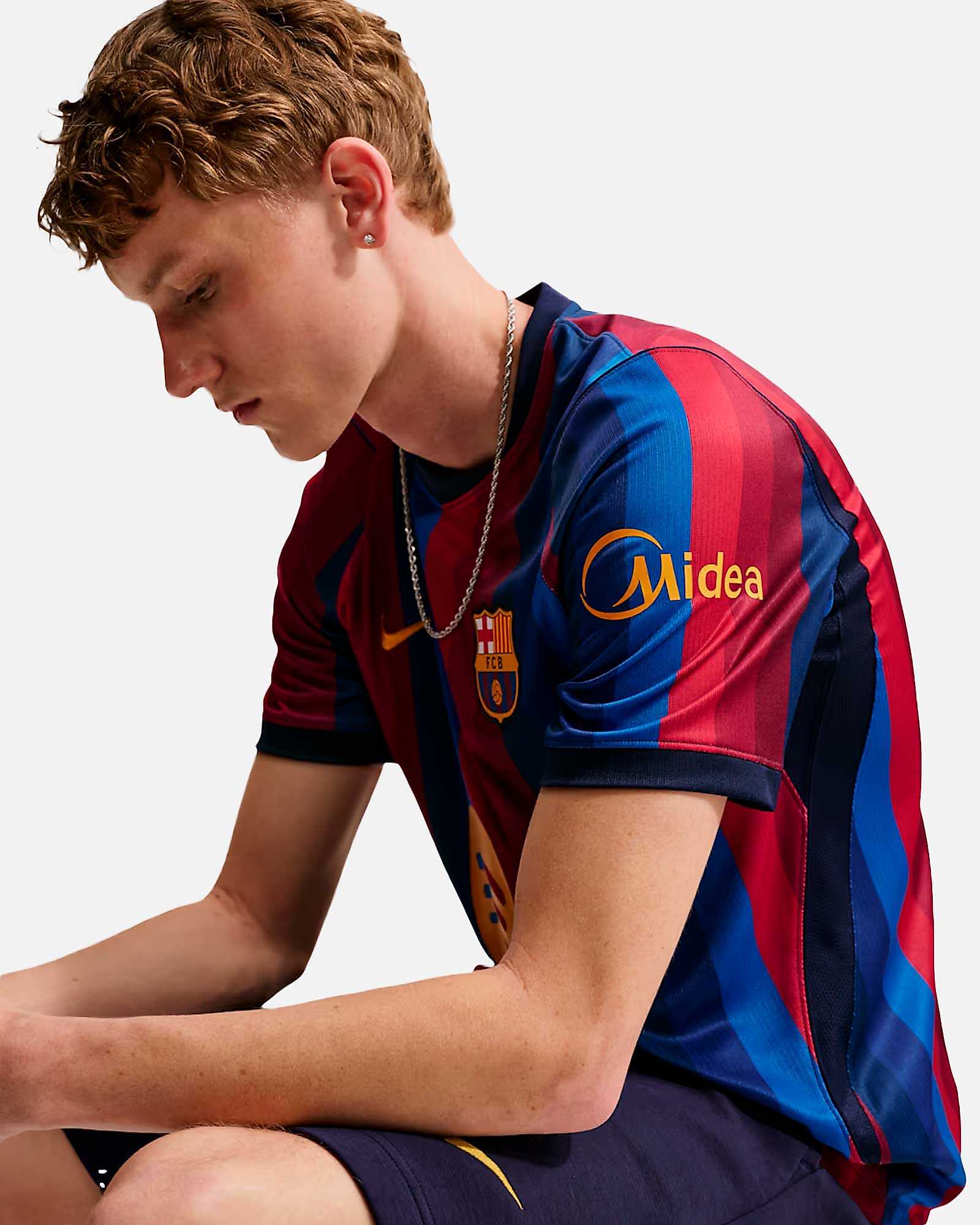 Camisola 1.ª FC Barcelona 2026/2027 Camisola 1.ª FC Barcelona 2026/2027 - Fútbol Factory